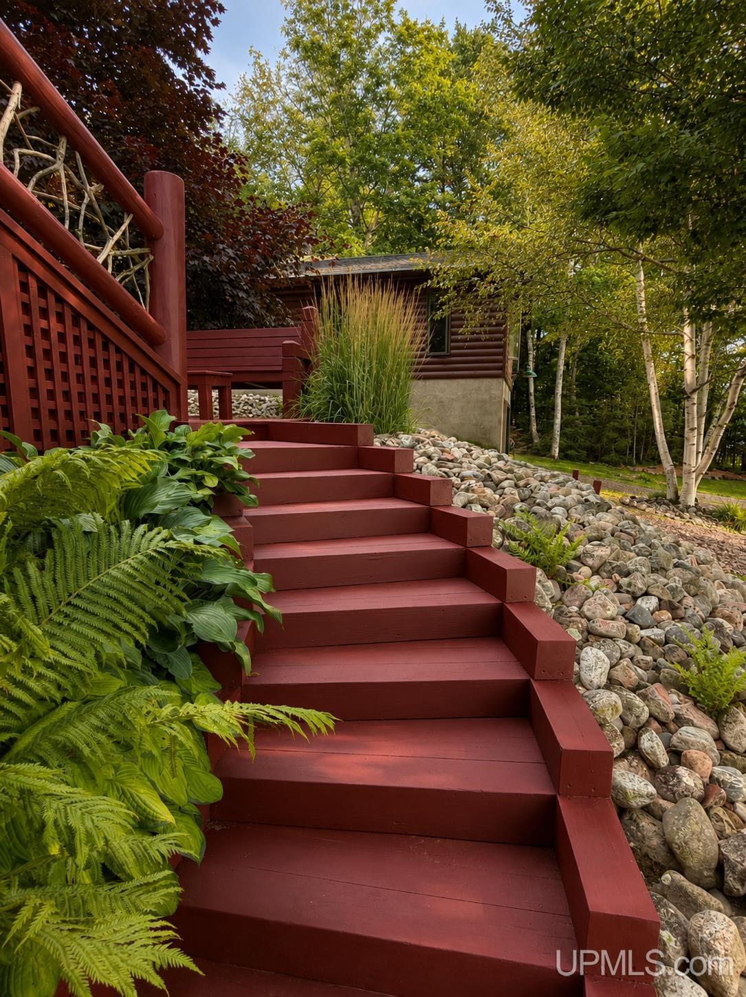 main property photo 70