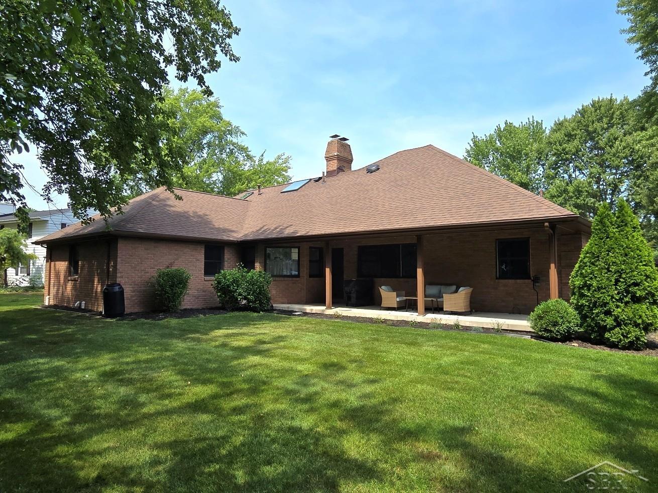 main property photo 16