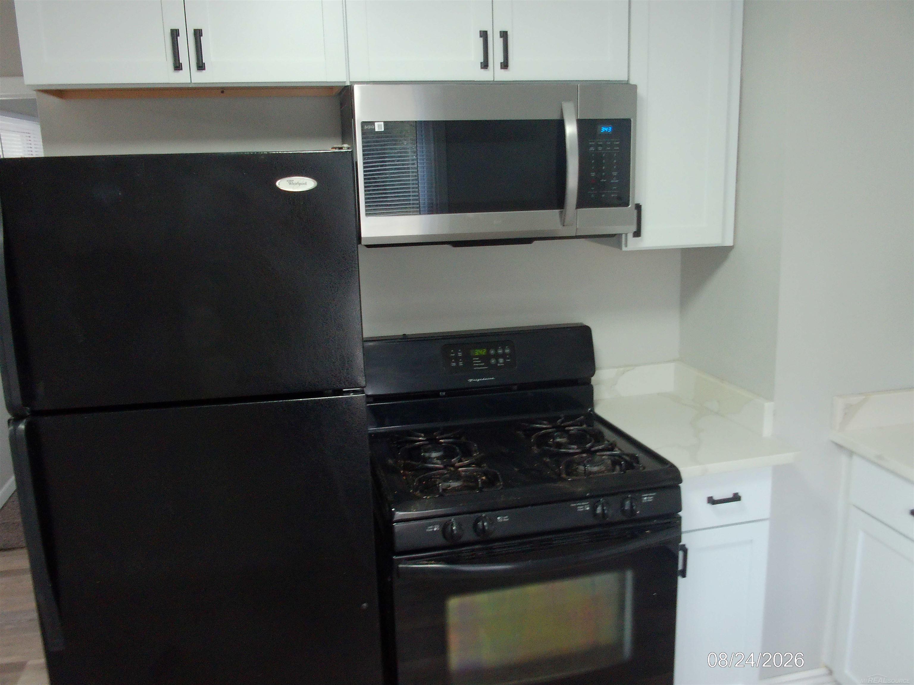property viewer photo 4