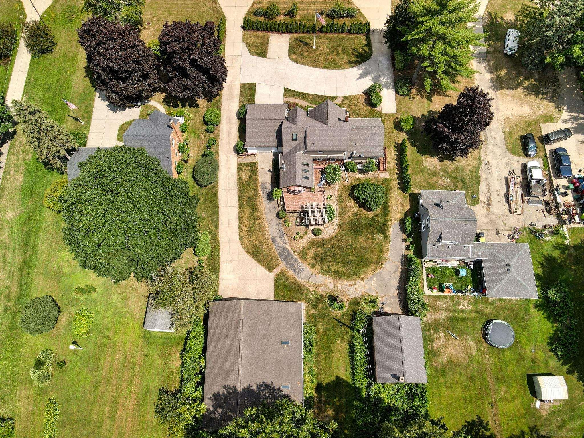 main property photo 49