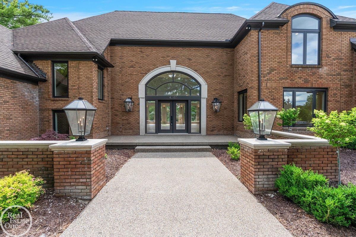 main property photo 73