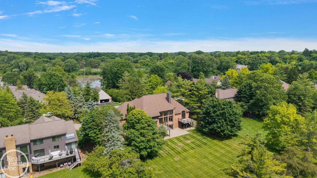 main property photo 74