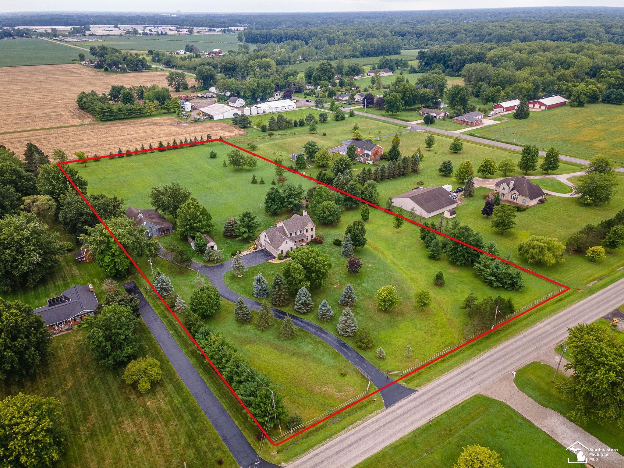 main property photo 2