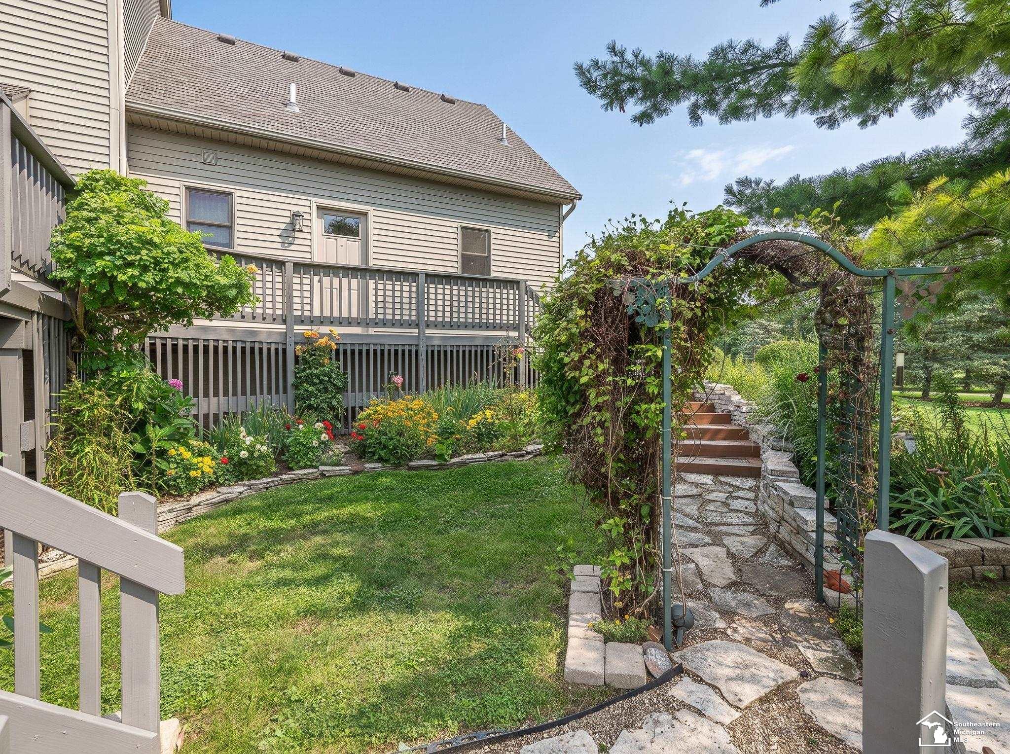 main property photo 67
