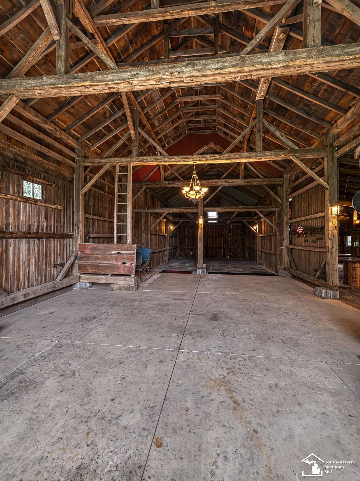 main property photo 75