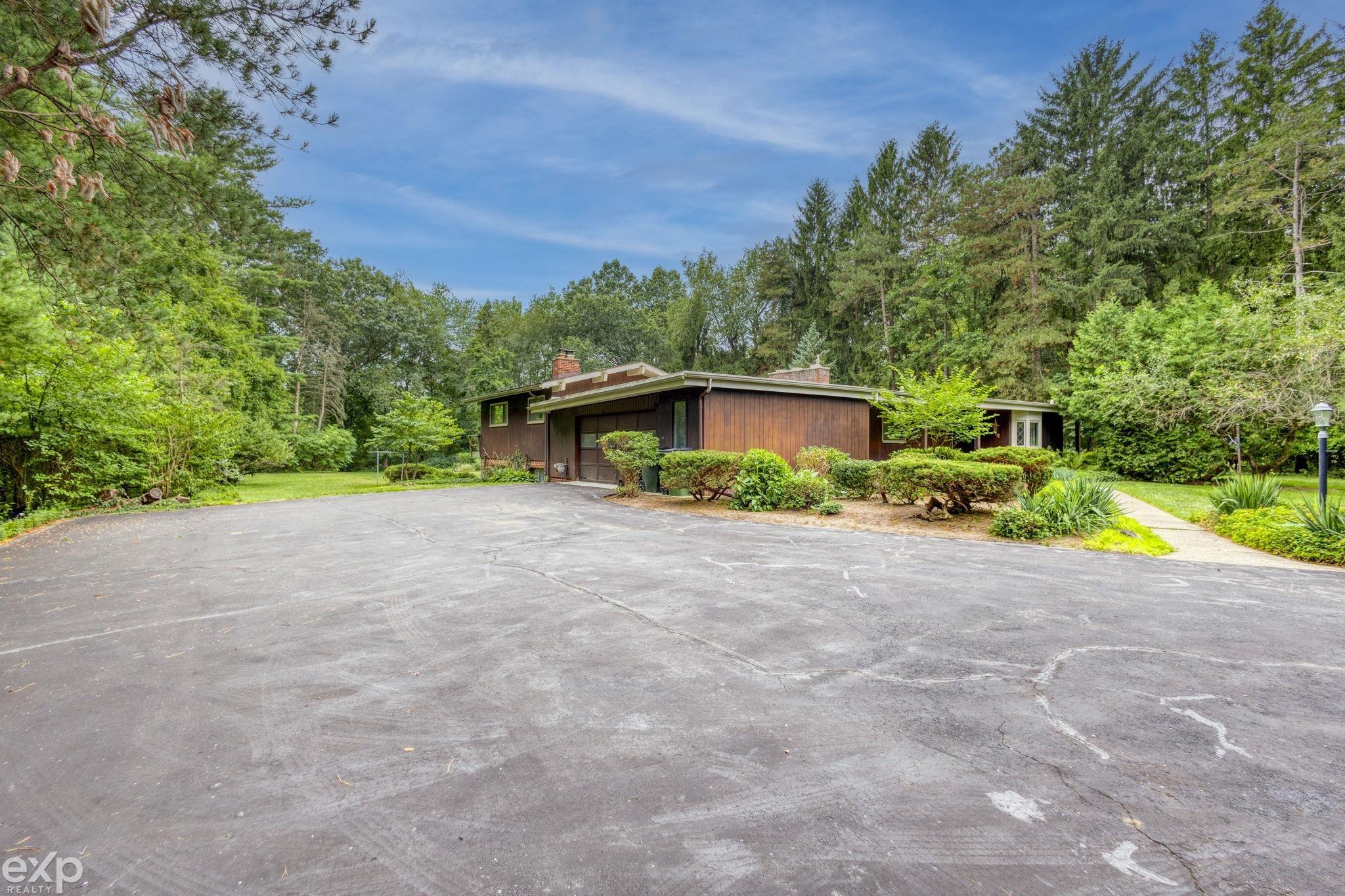 main property photo 54