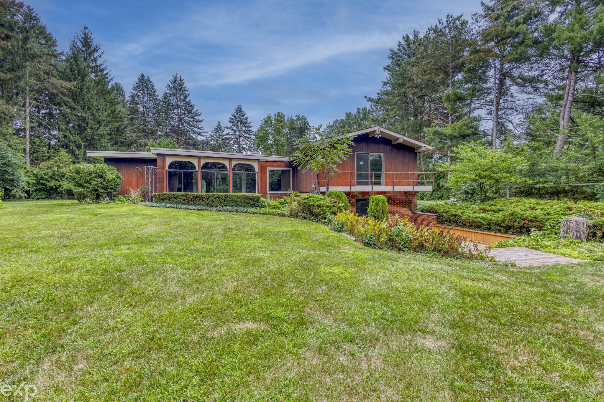 main property photo 57