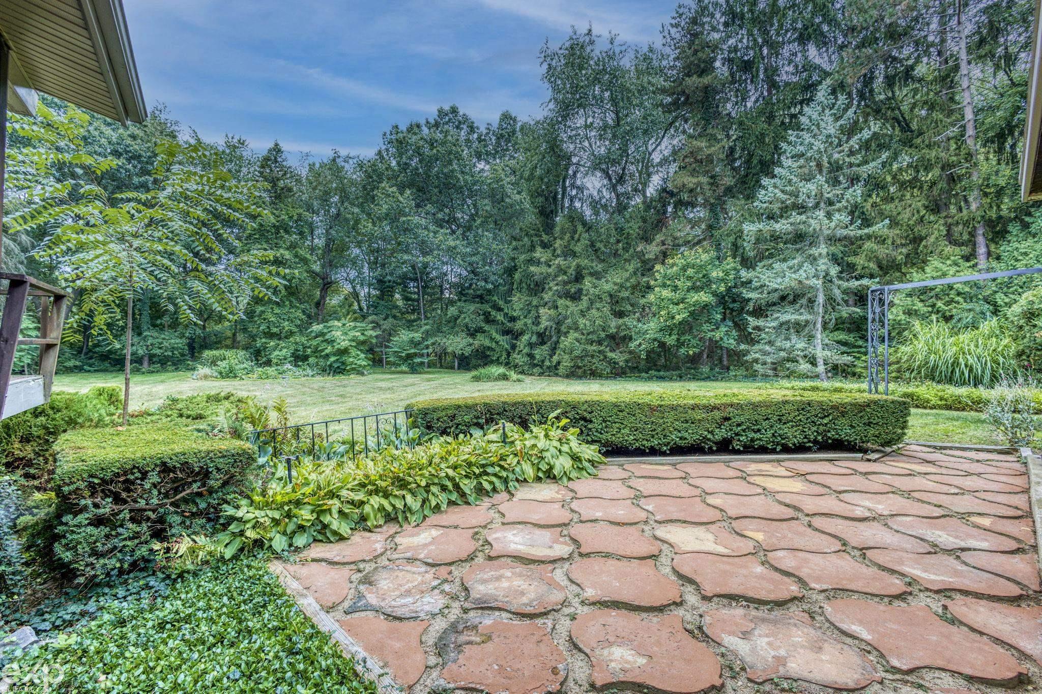 main property photo 60