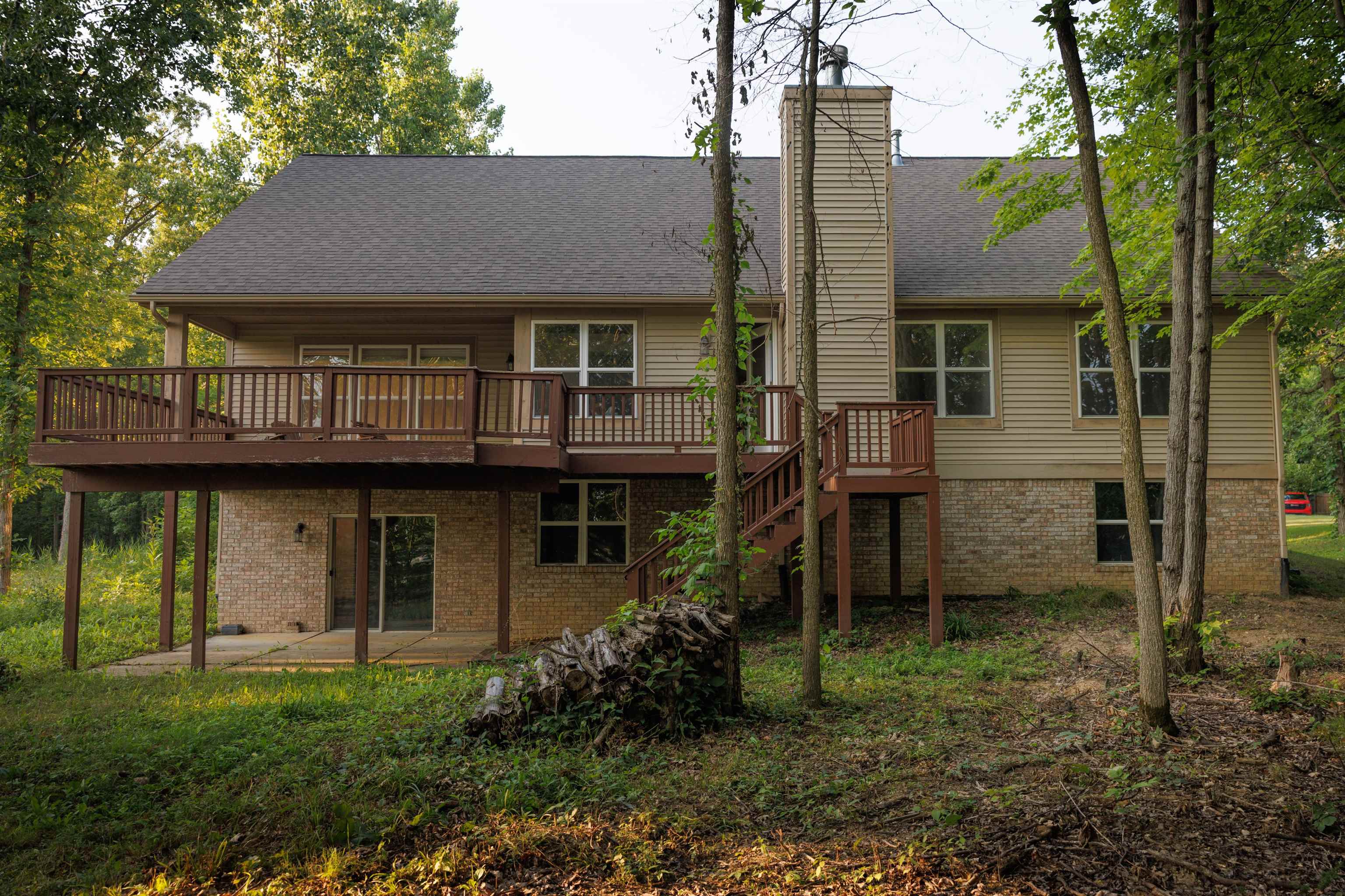 main property photo 30