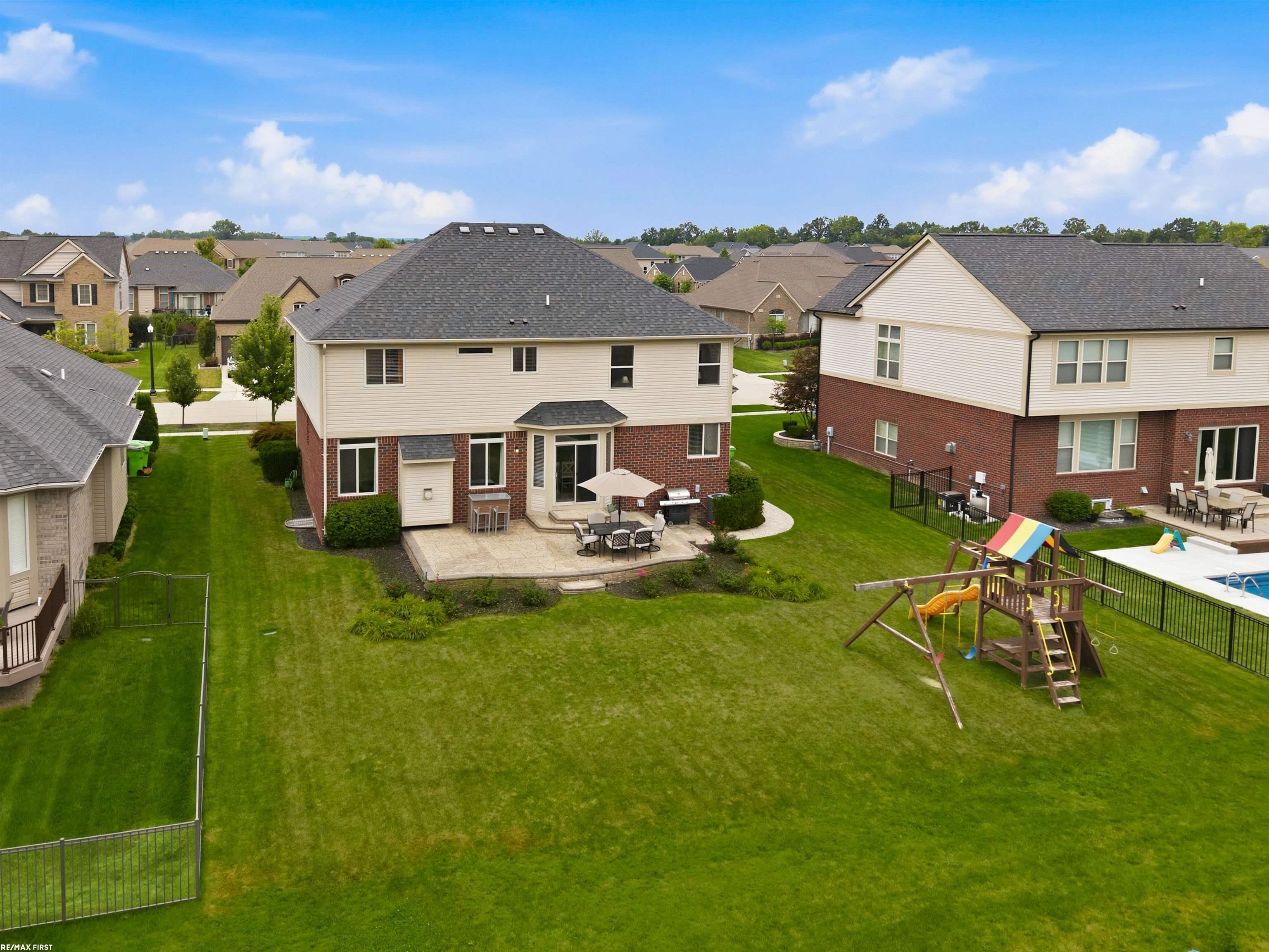main property photo 48