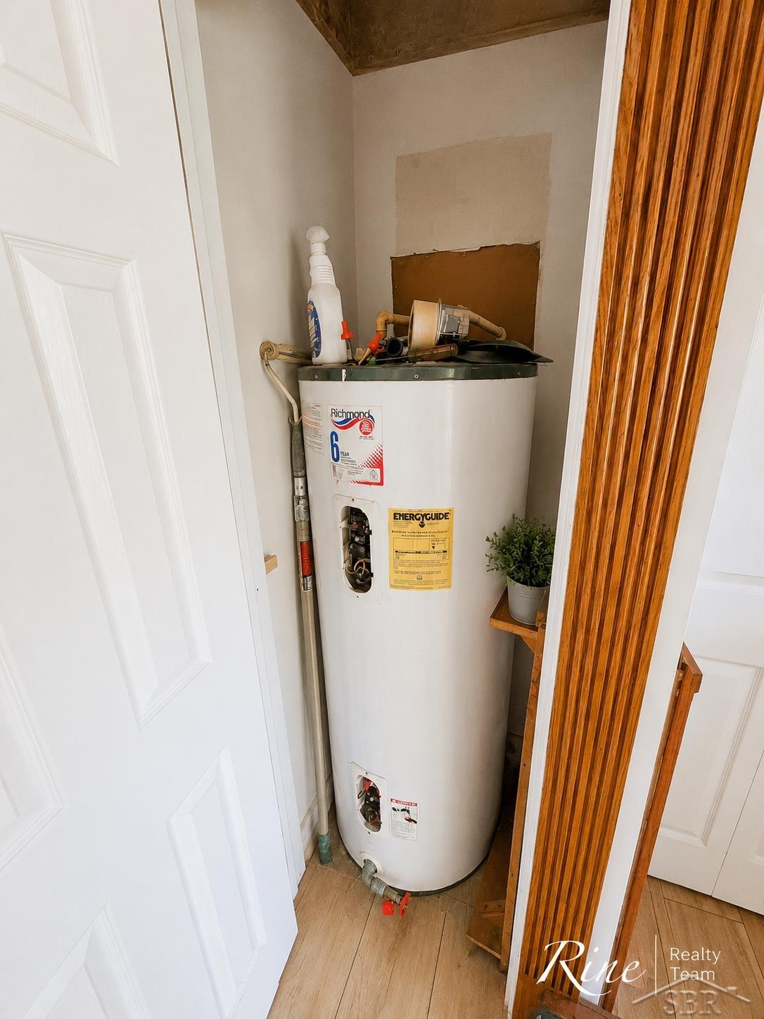 main property photo 43