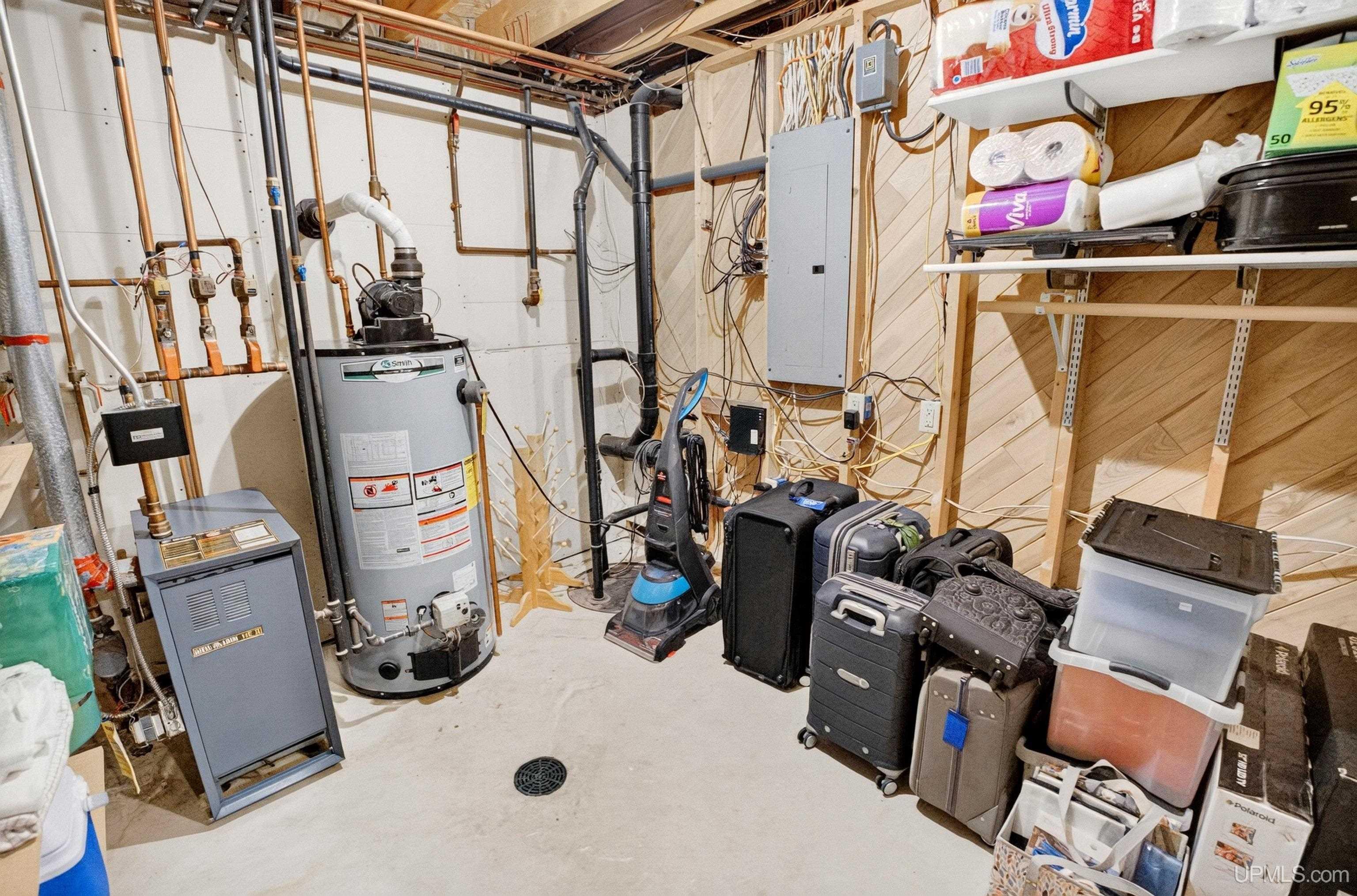 main property photo 32