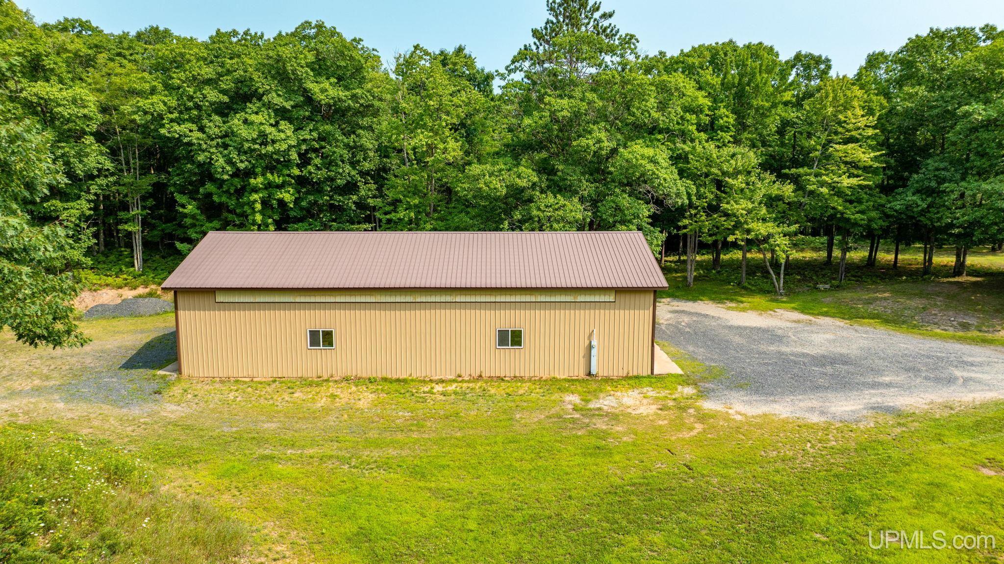 main property photo 60