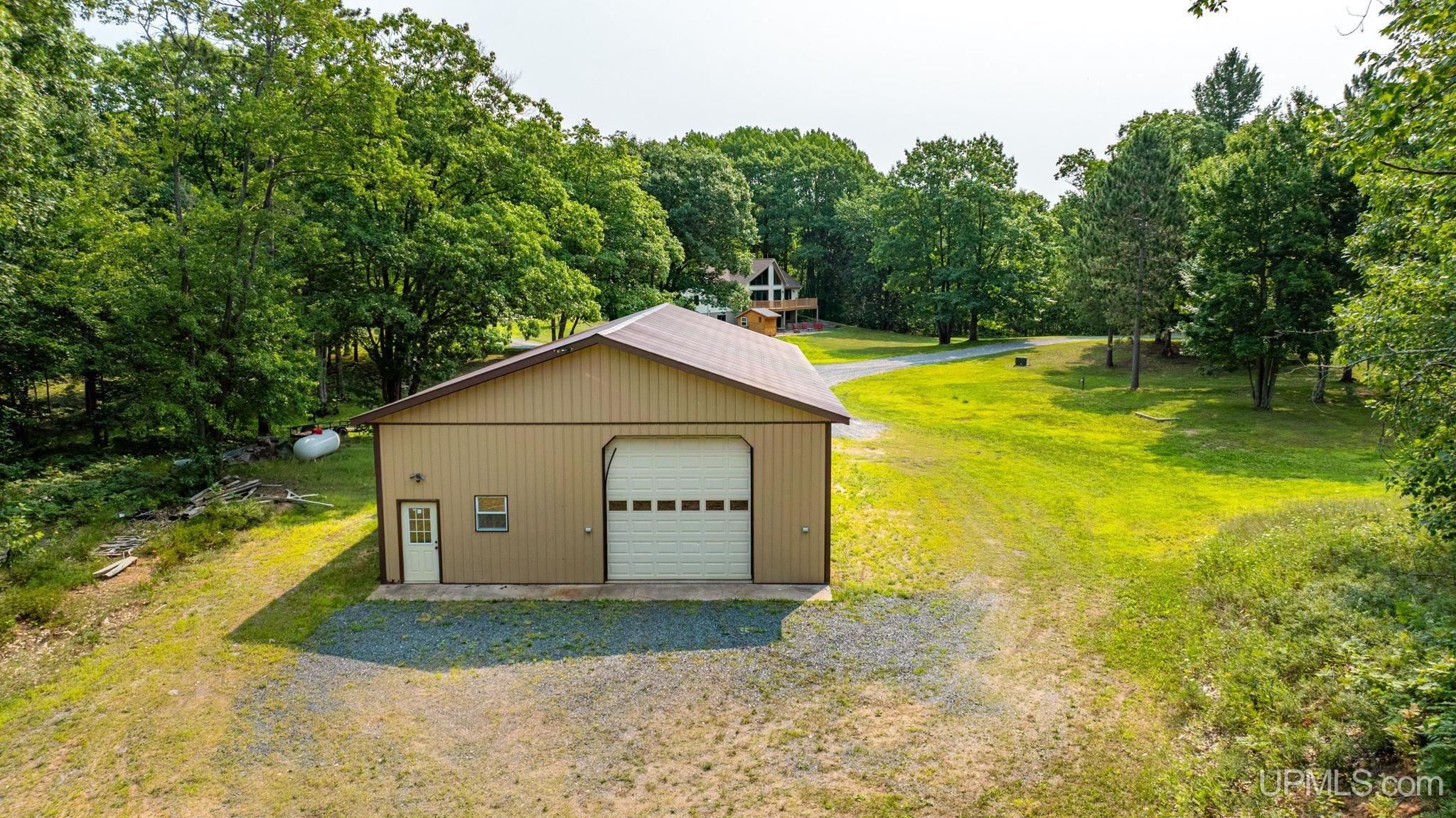 main property photo 61