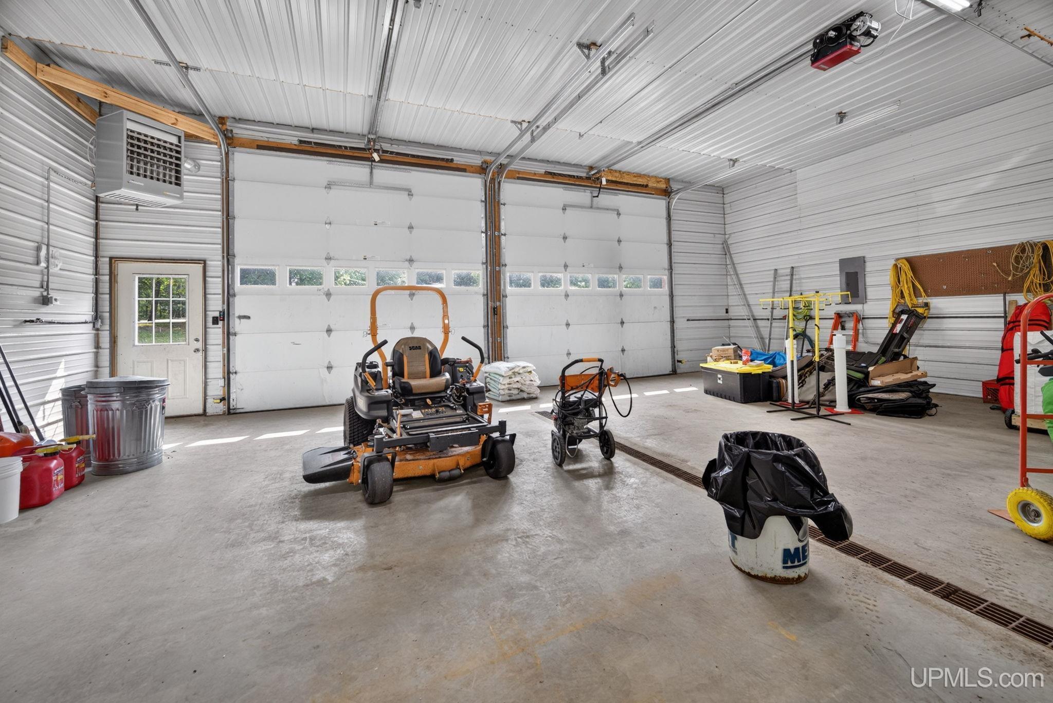 main property photo 63