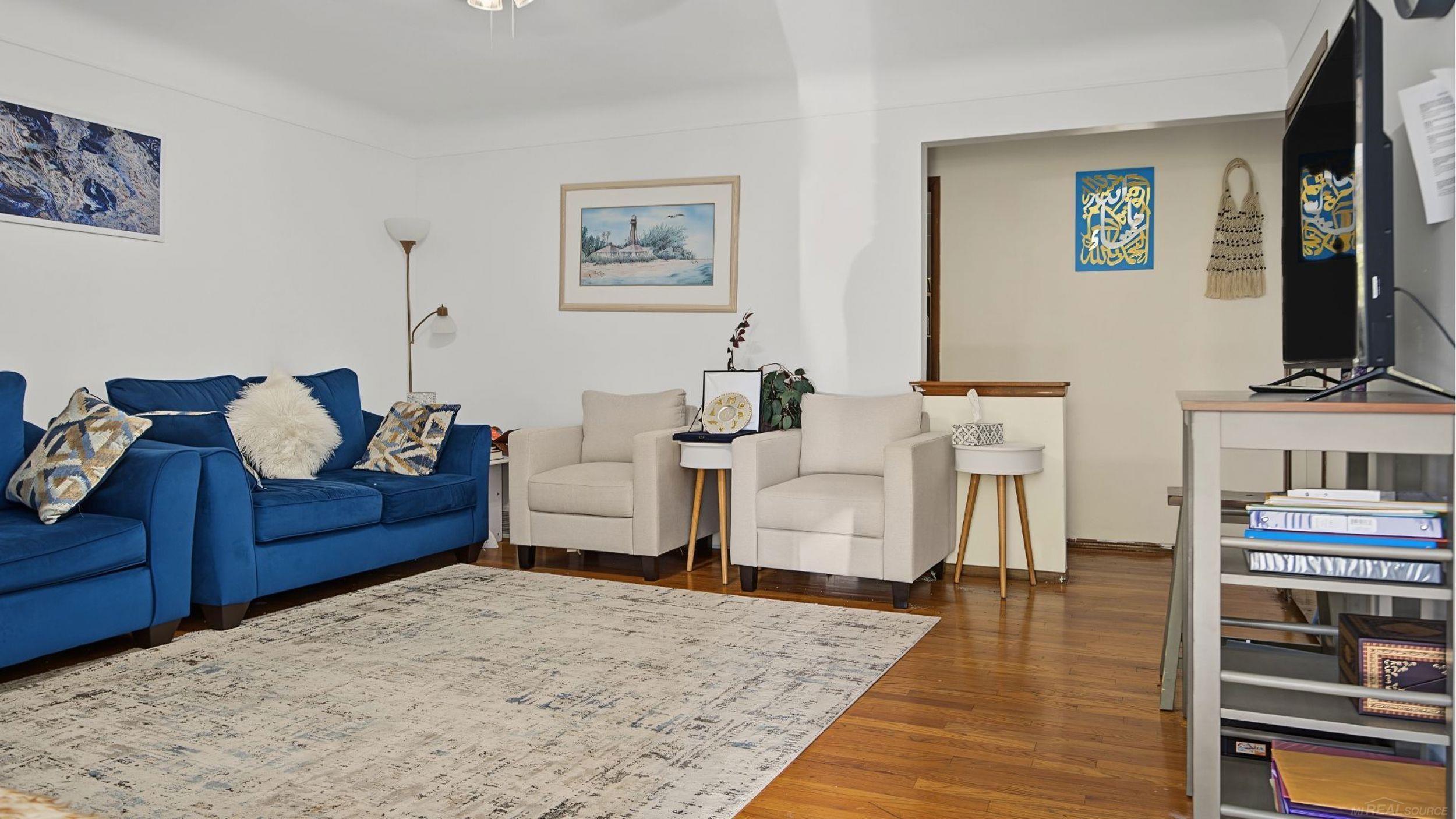 main property photo 16