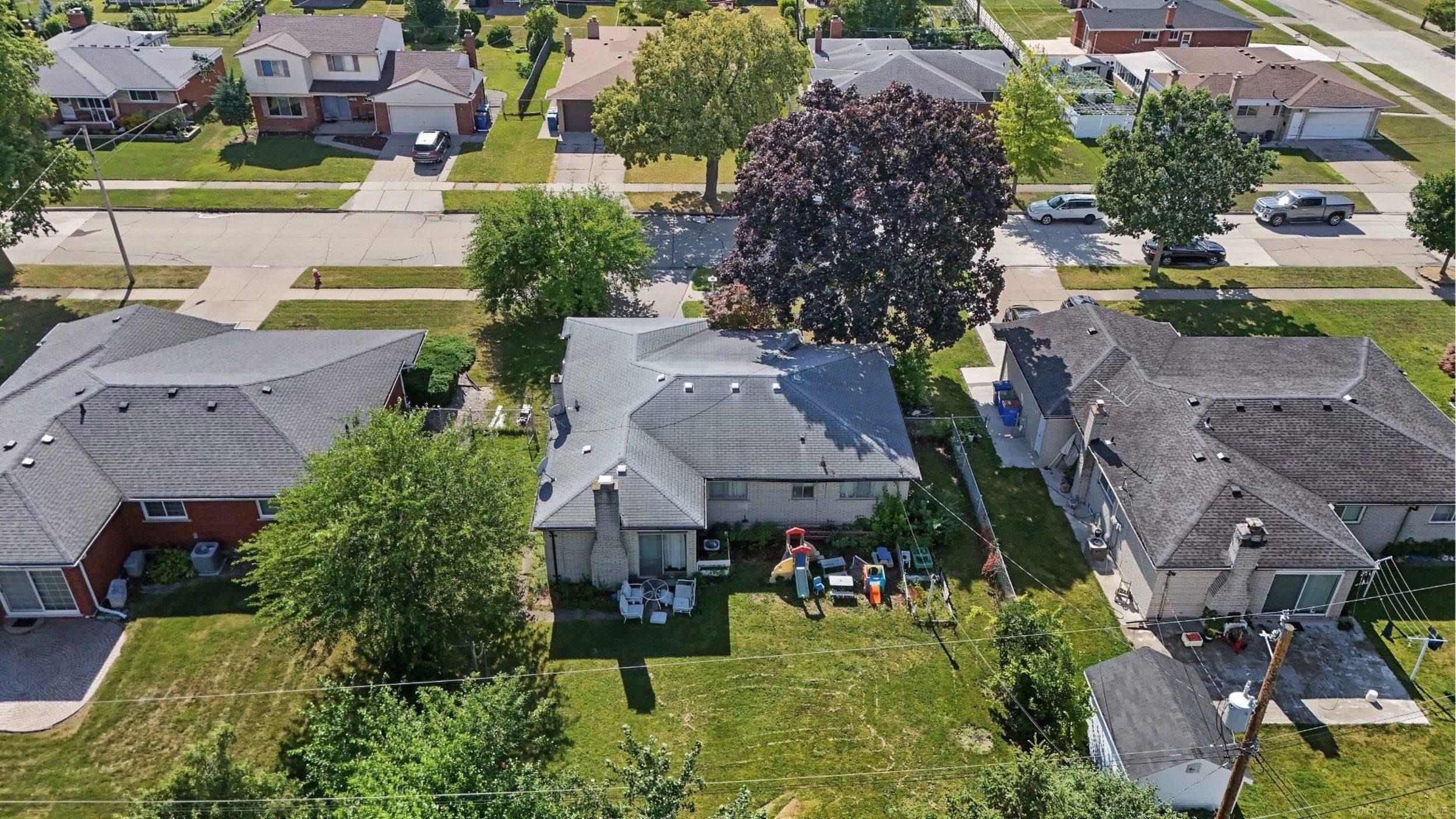 main property photo 54