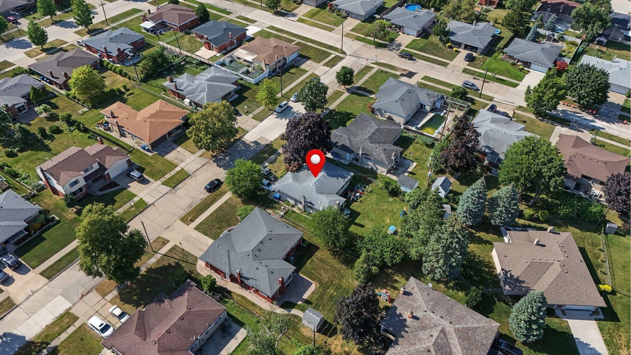 main property photo 57