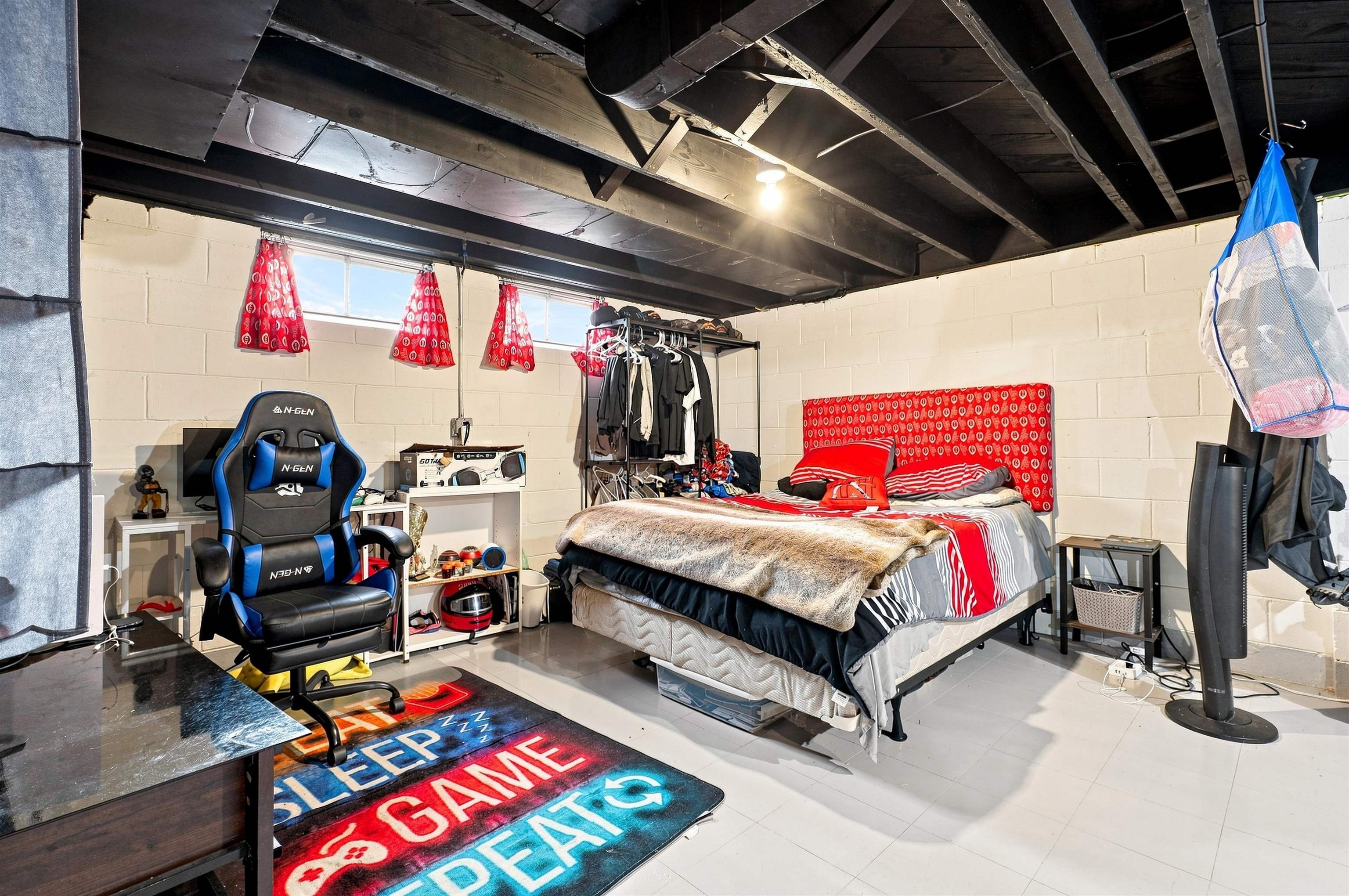main property photo 47