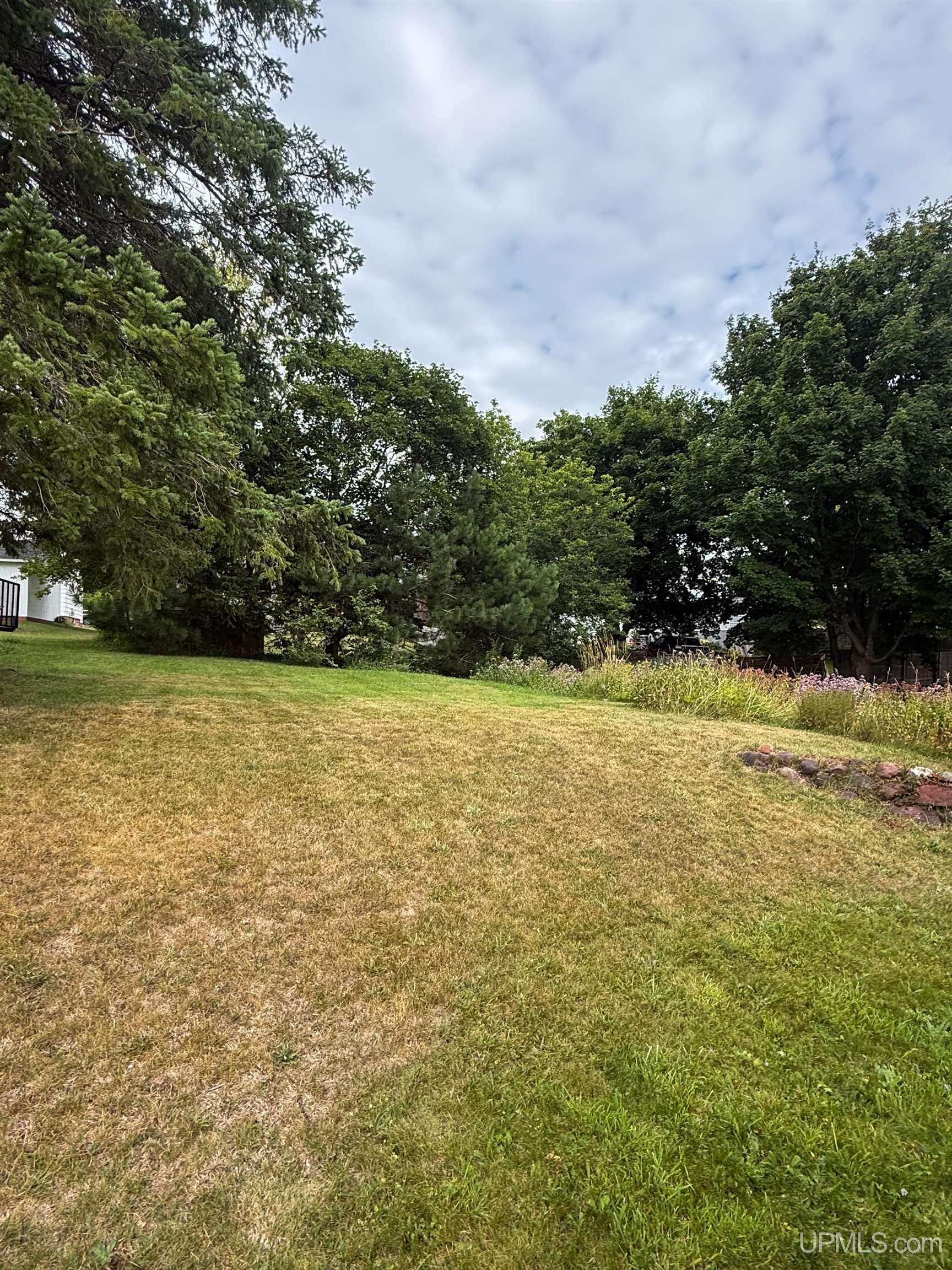 main property photo 68