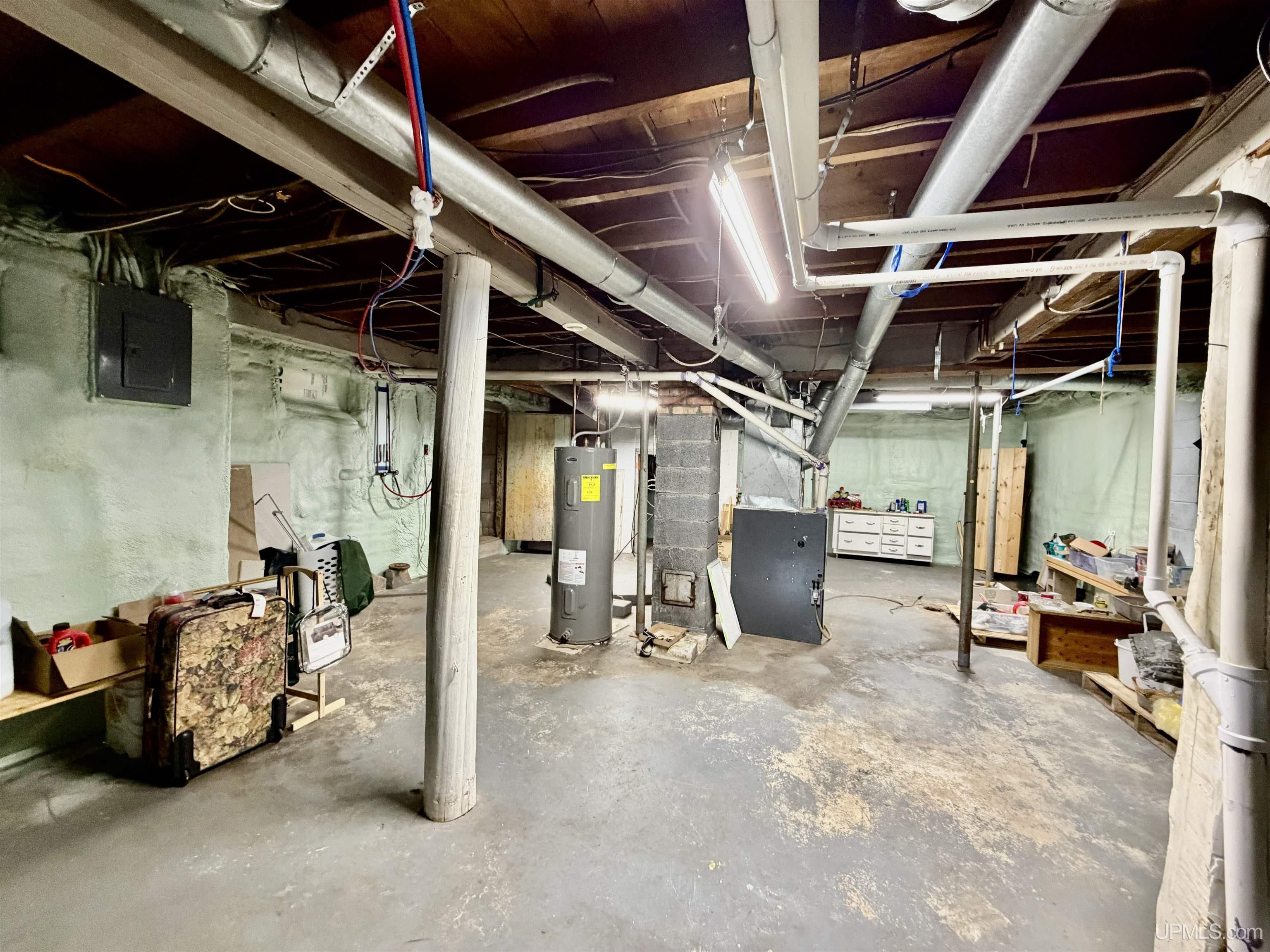 main property photo 26
