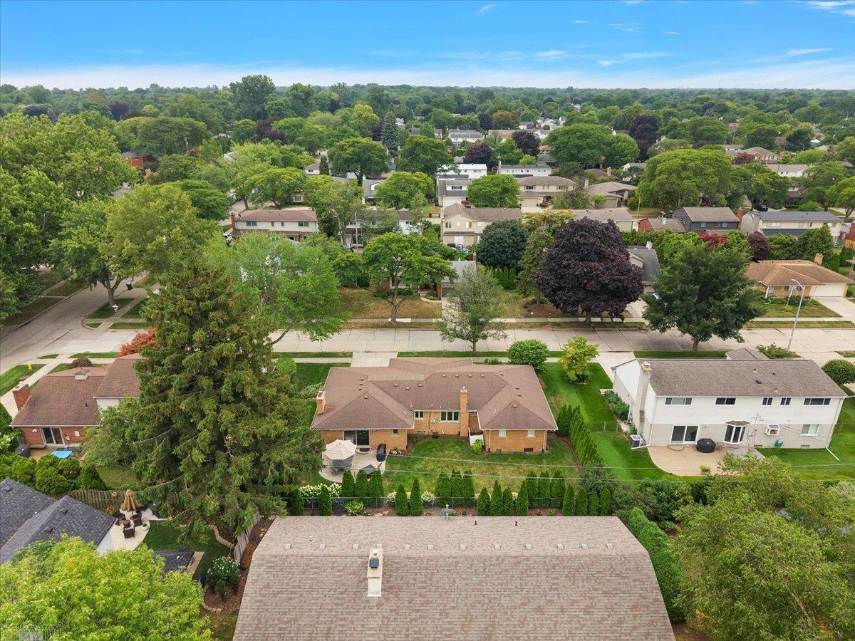 main property photo 59