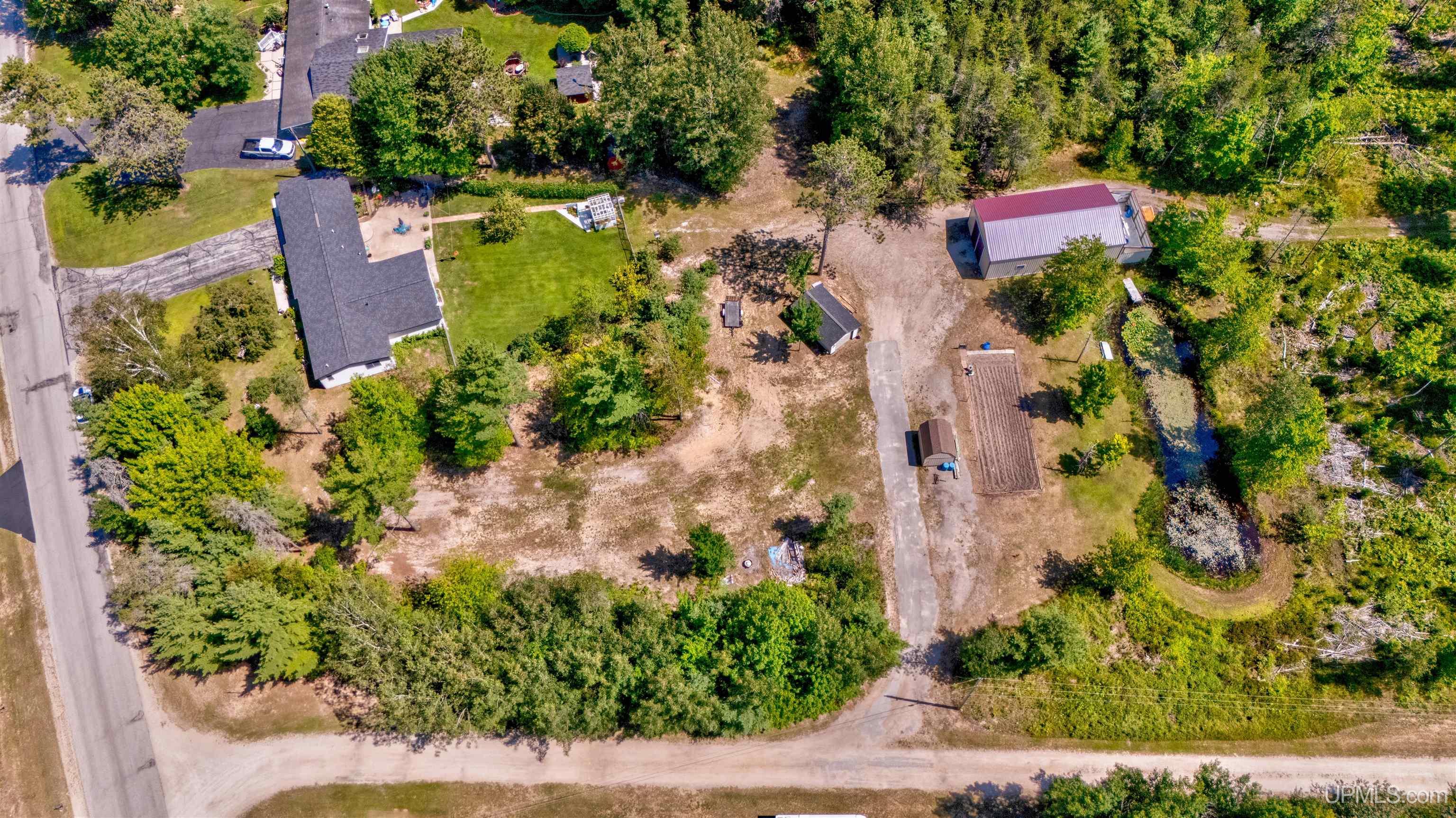 main property photo 60