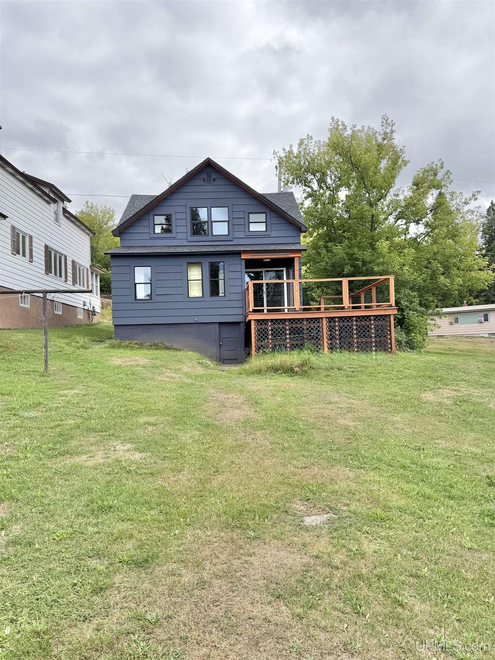 main property photo 34