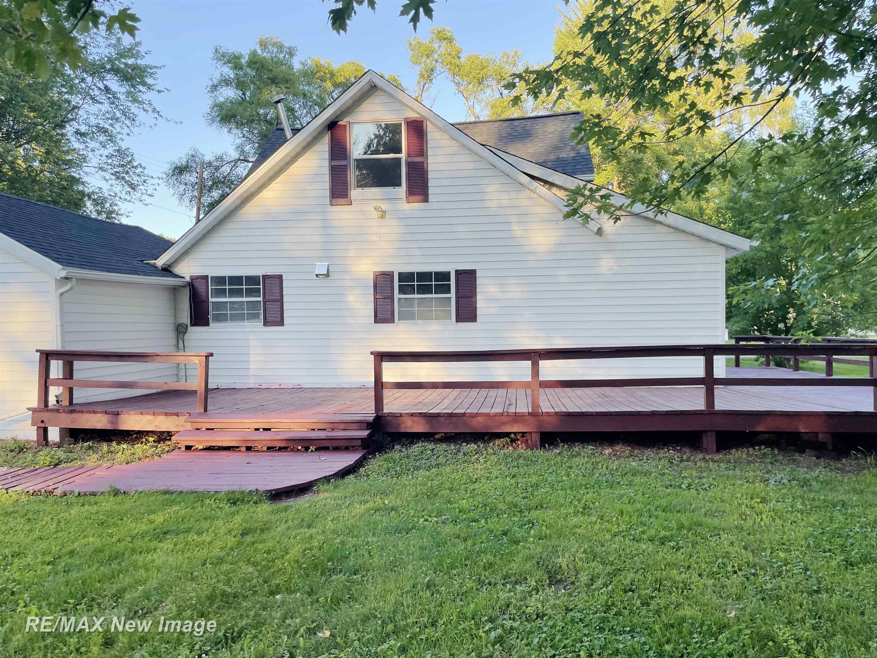 main property photo 19