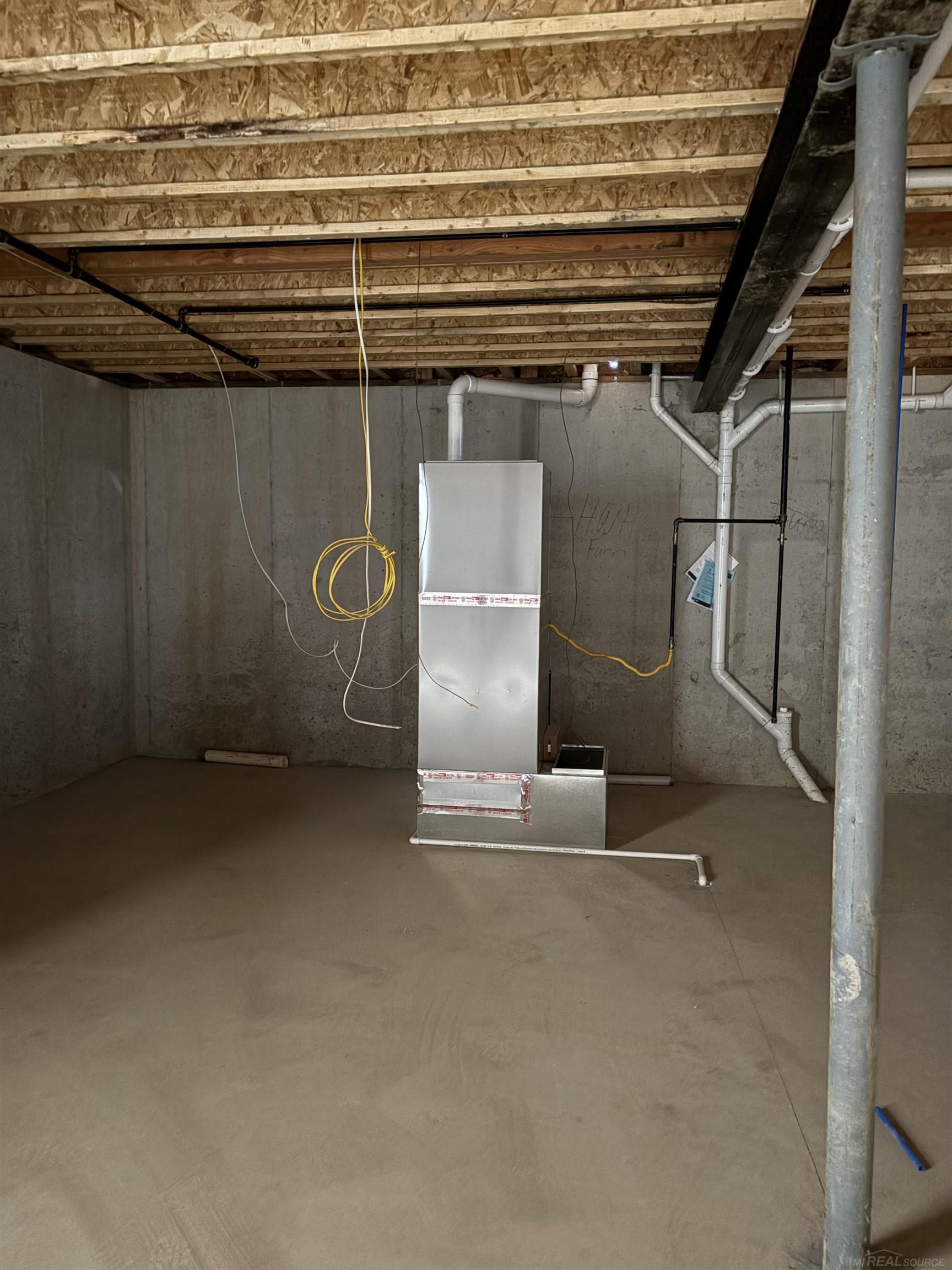 main property photo 50