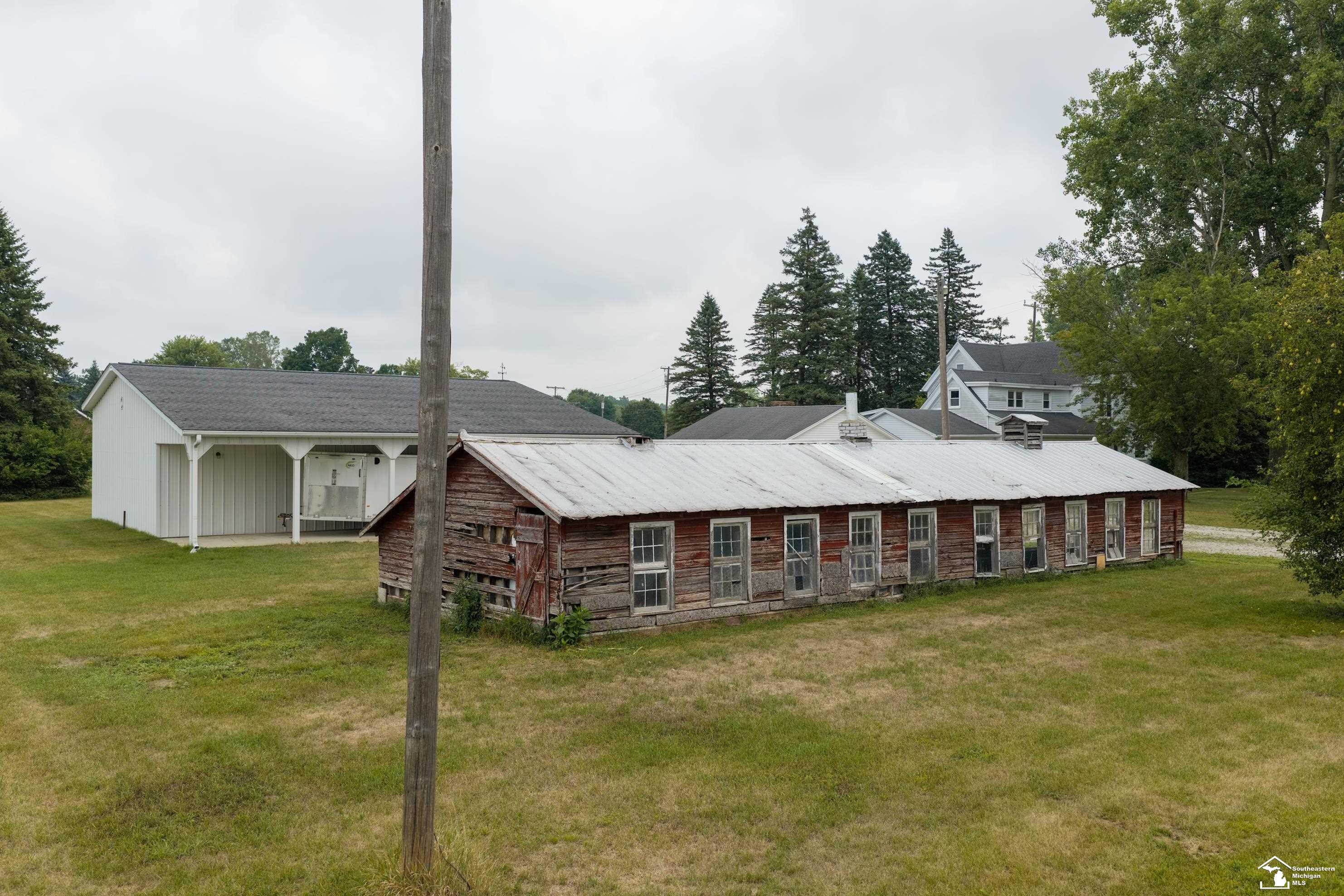 main property photo 51