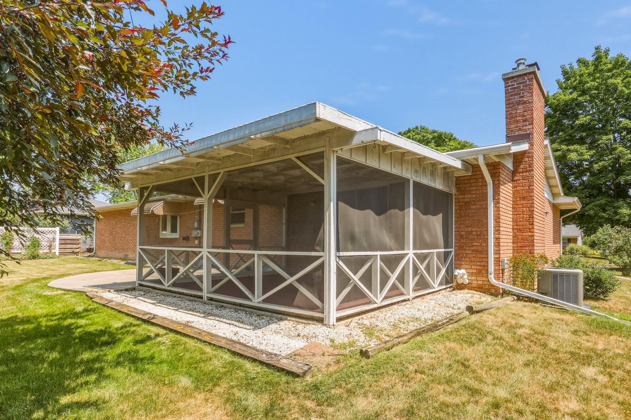 main property photo 45