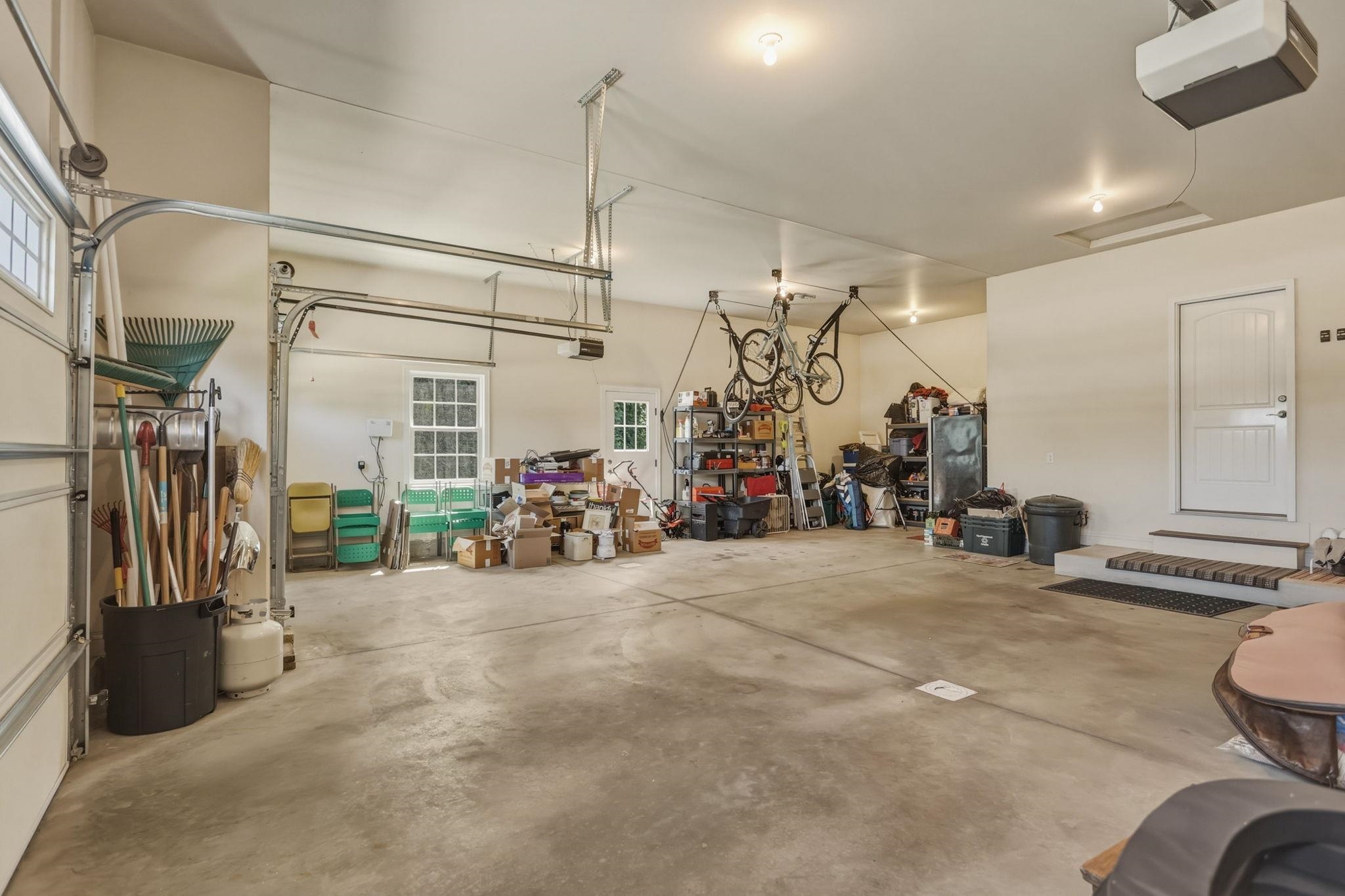 main property photo 49