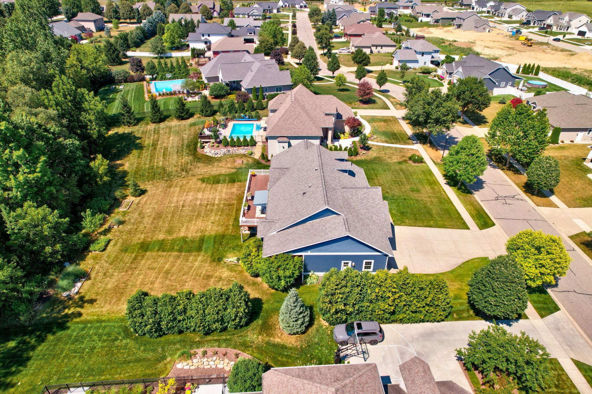 main property photo 76