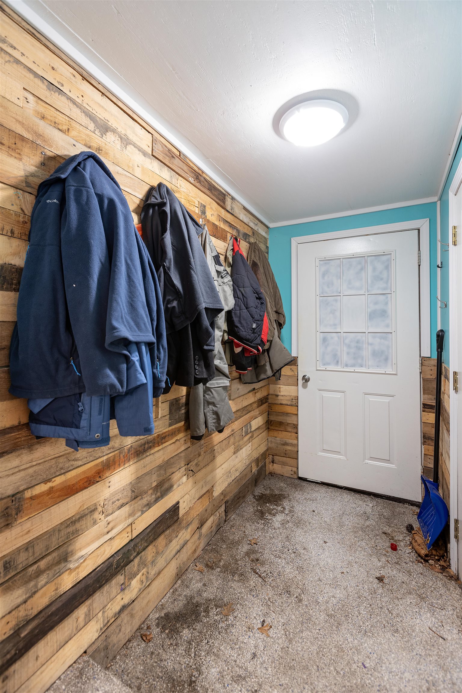 main property photo 20