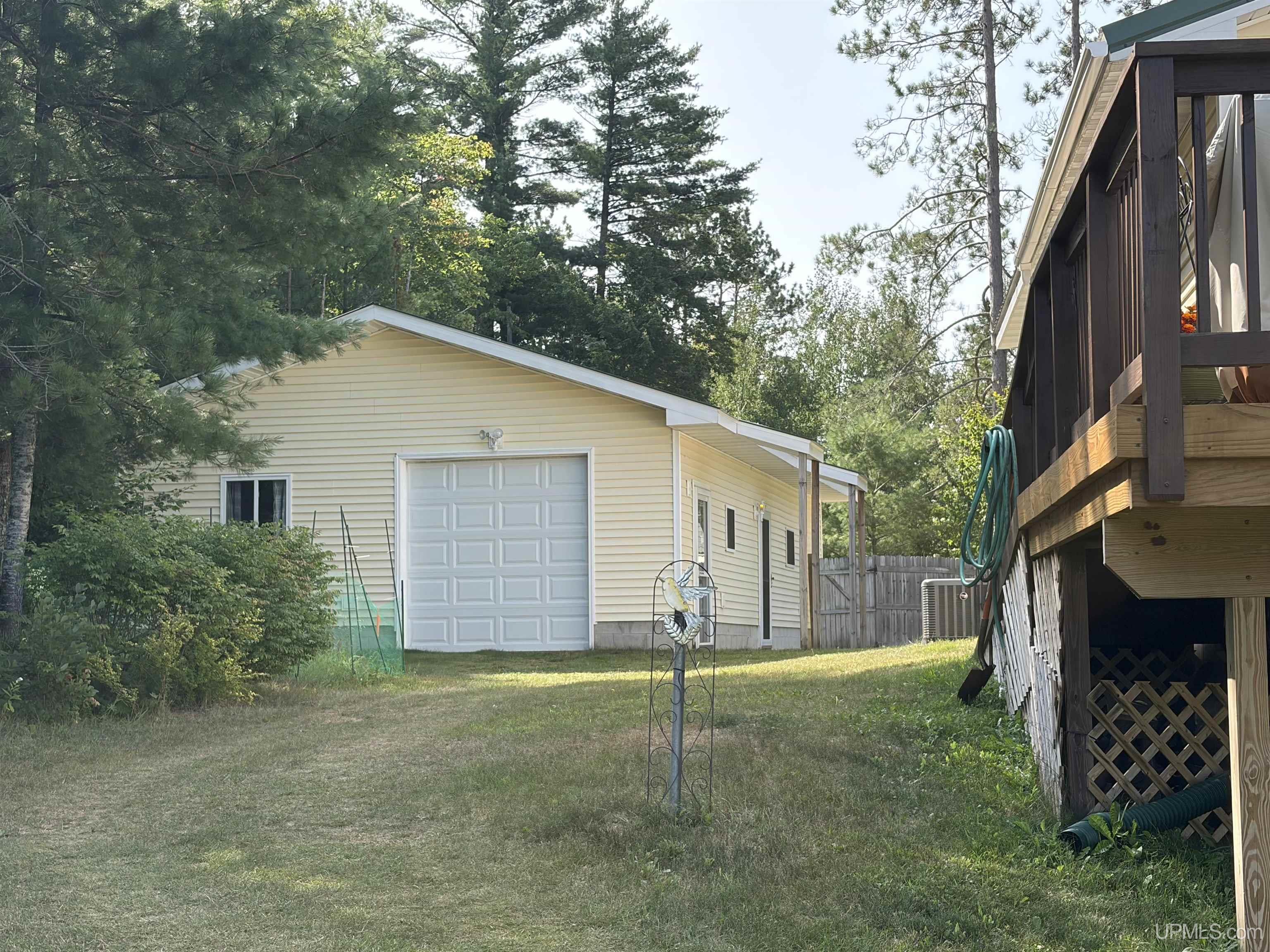 main property photo 25