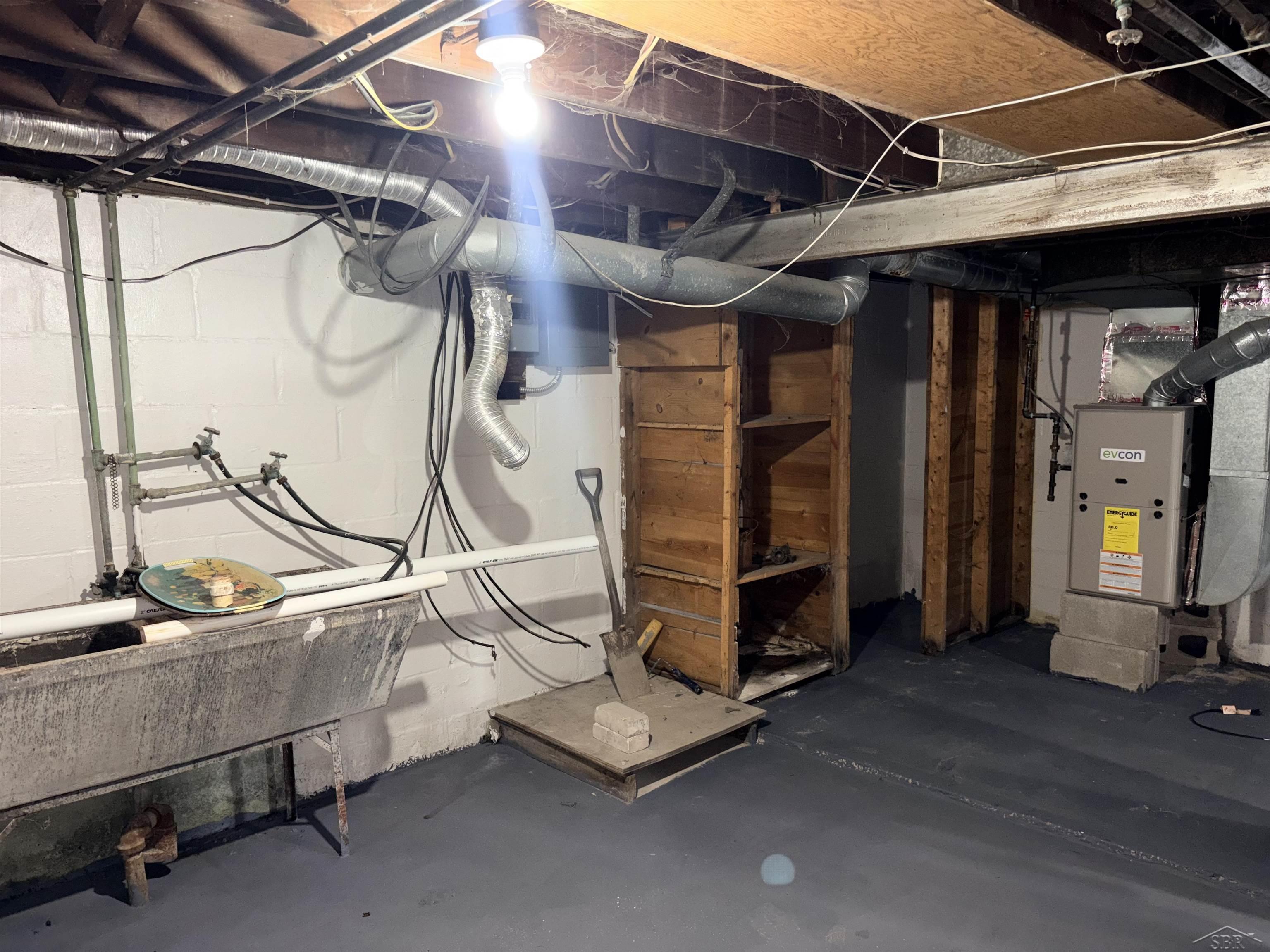 main property photo 22