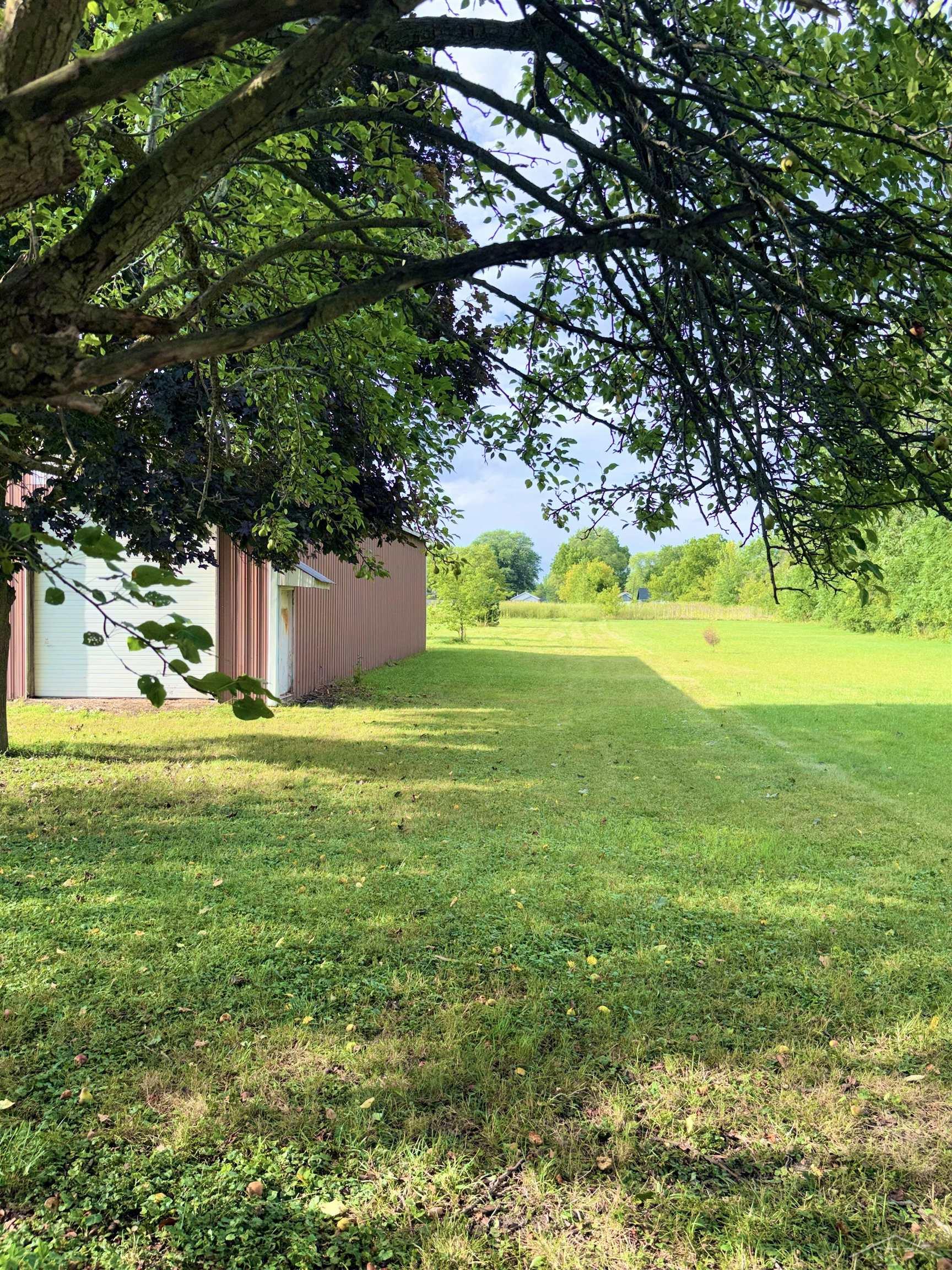 main property photo 28
