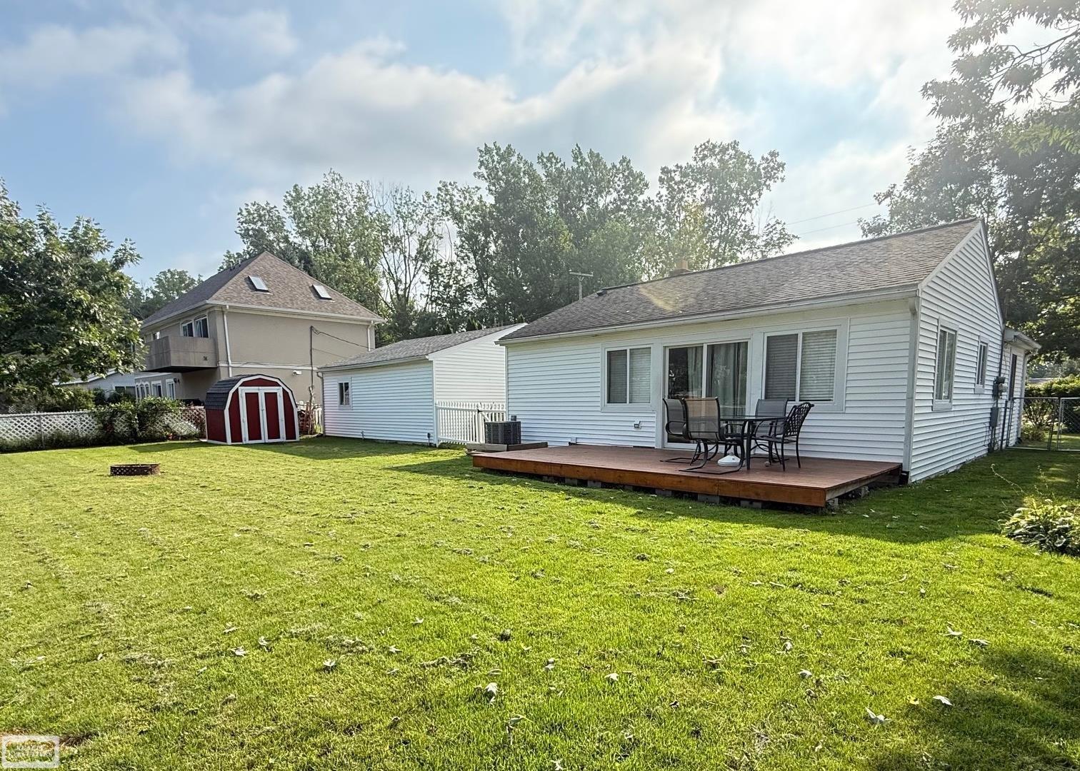 main property photo 18
