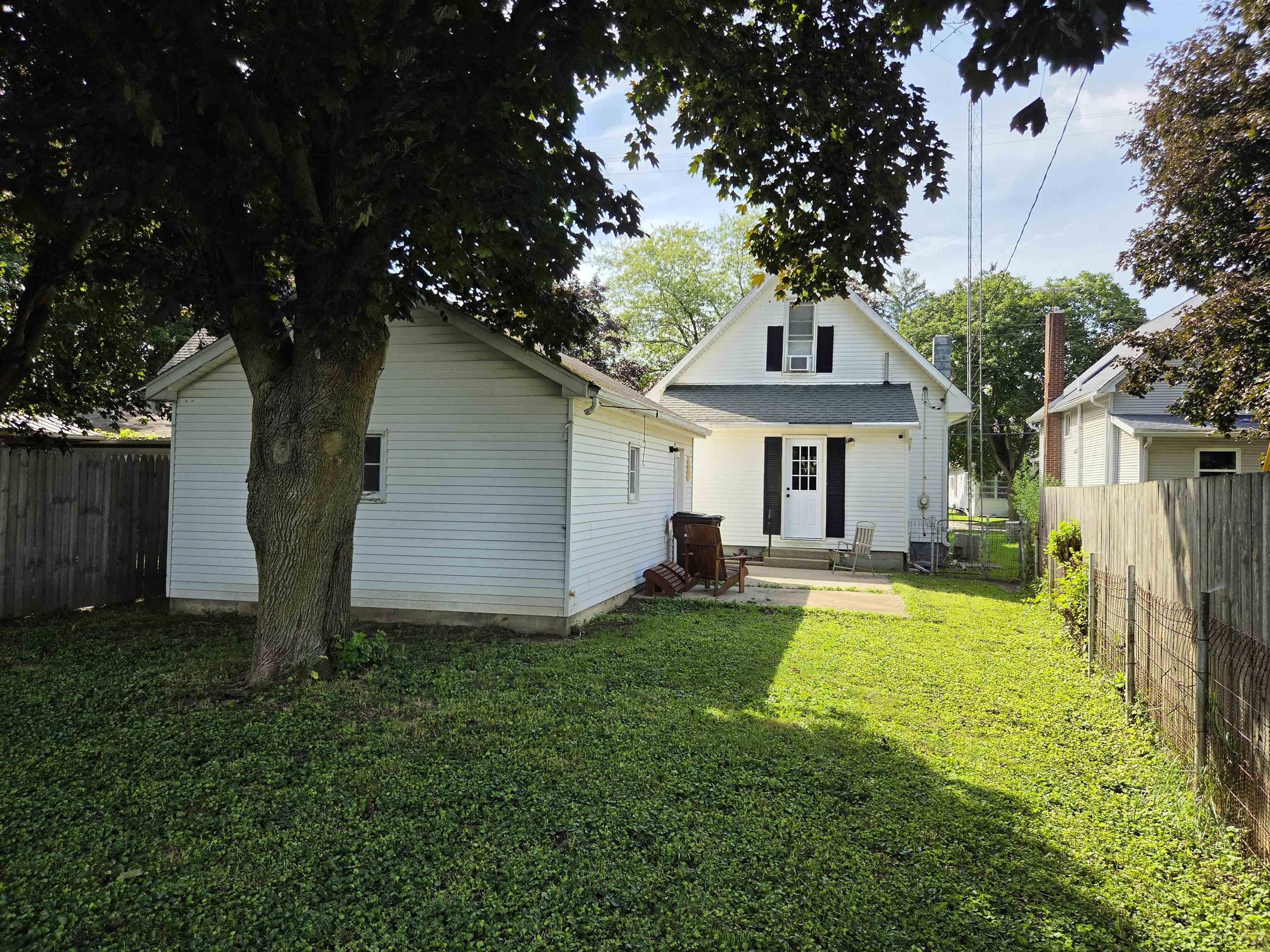 main property photo 5