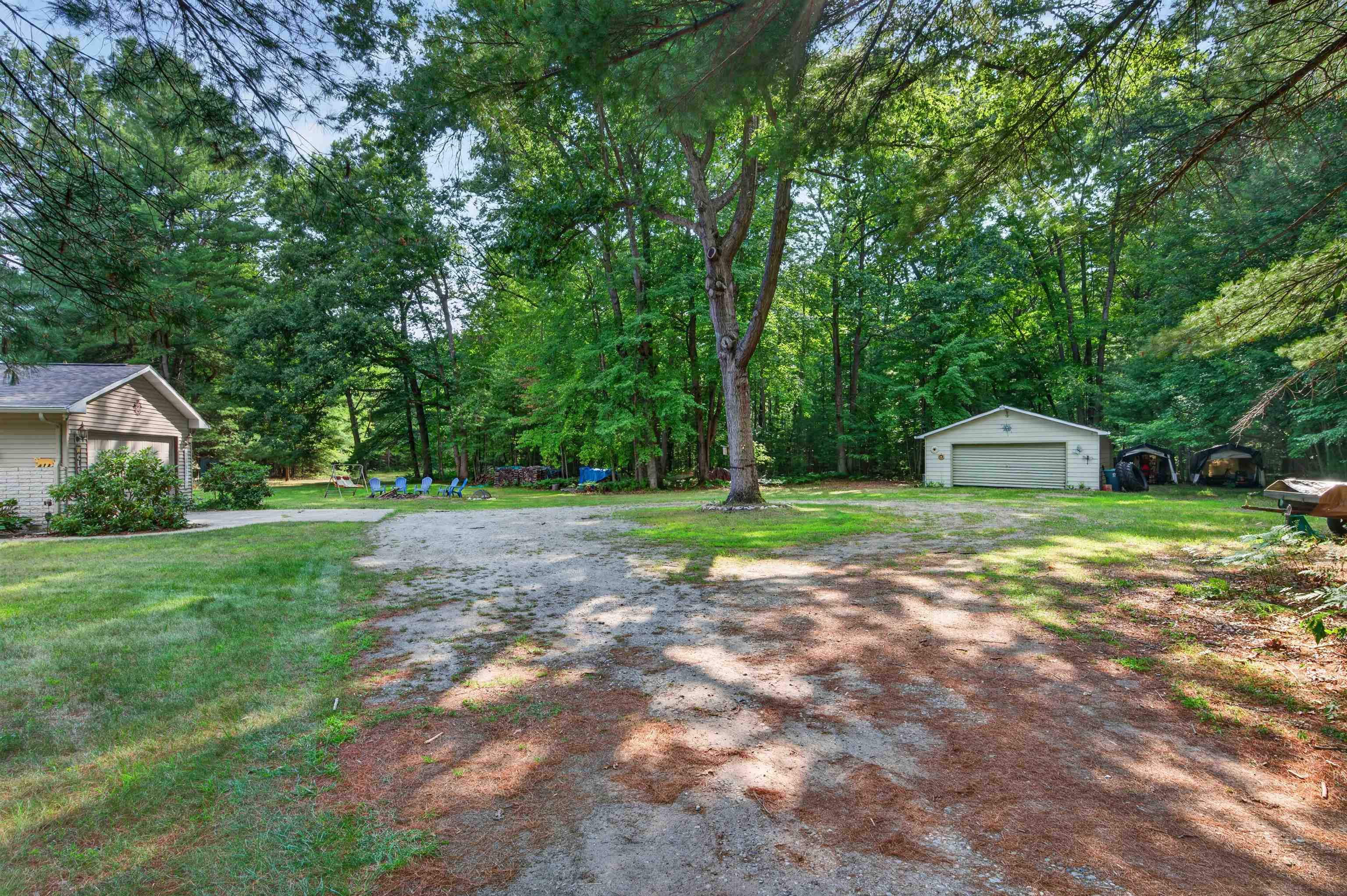 main property photo 58