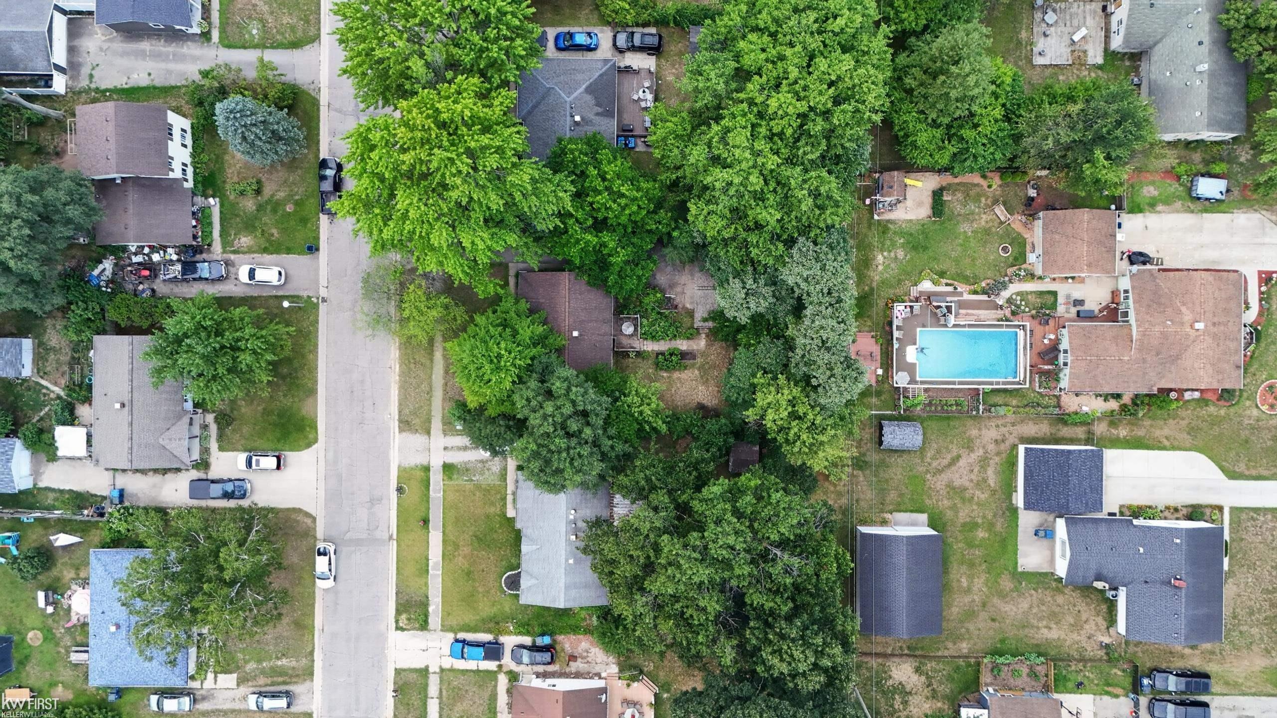 main property photo 47