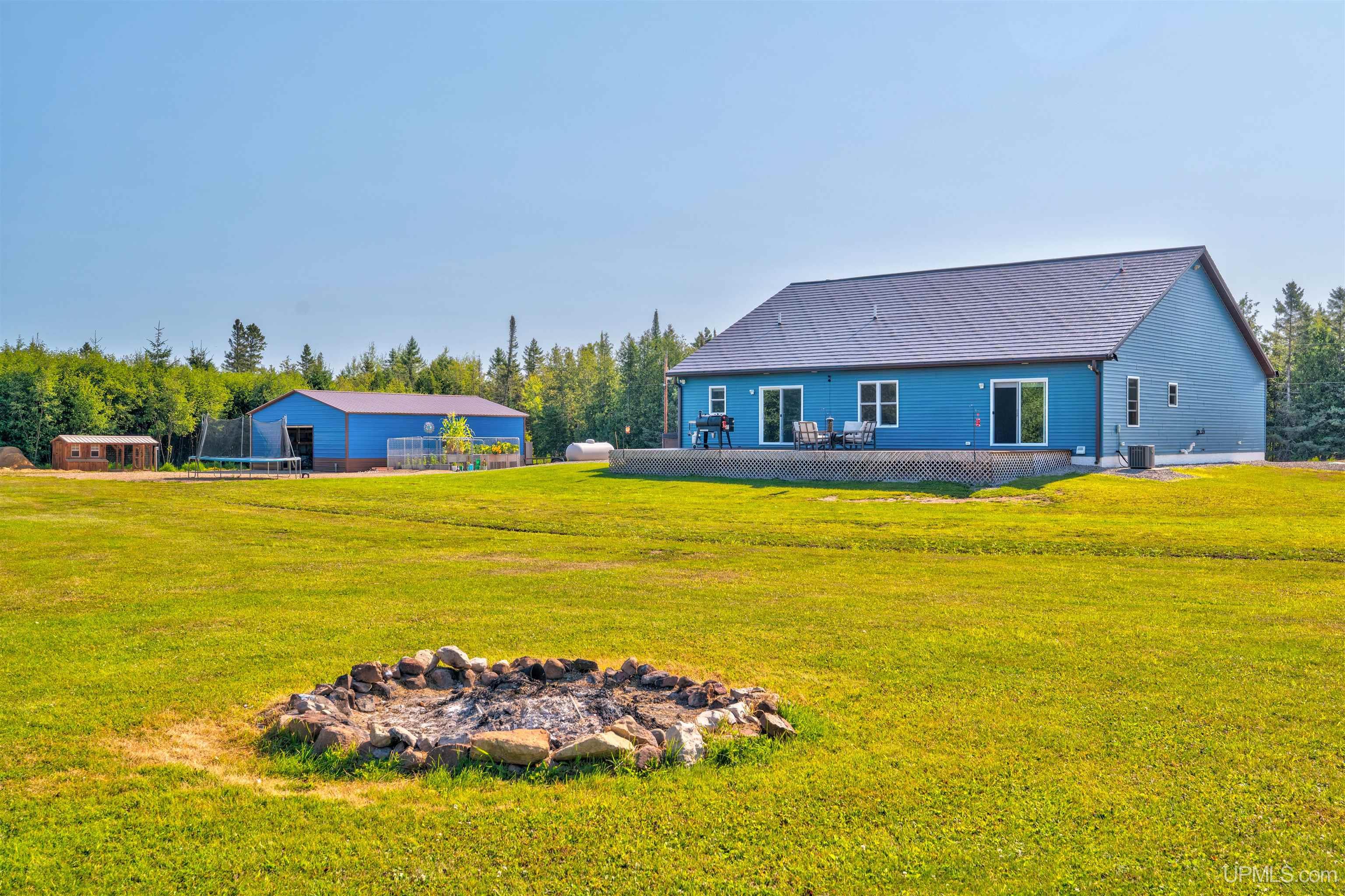 main property photo 46