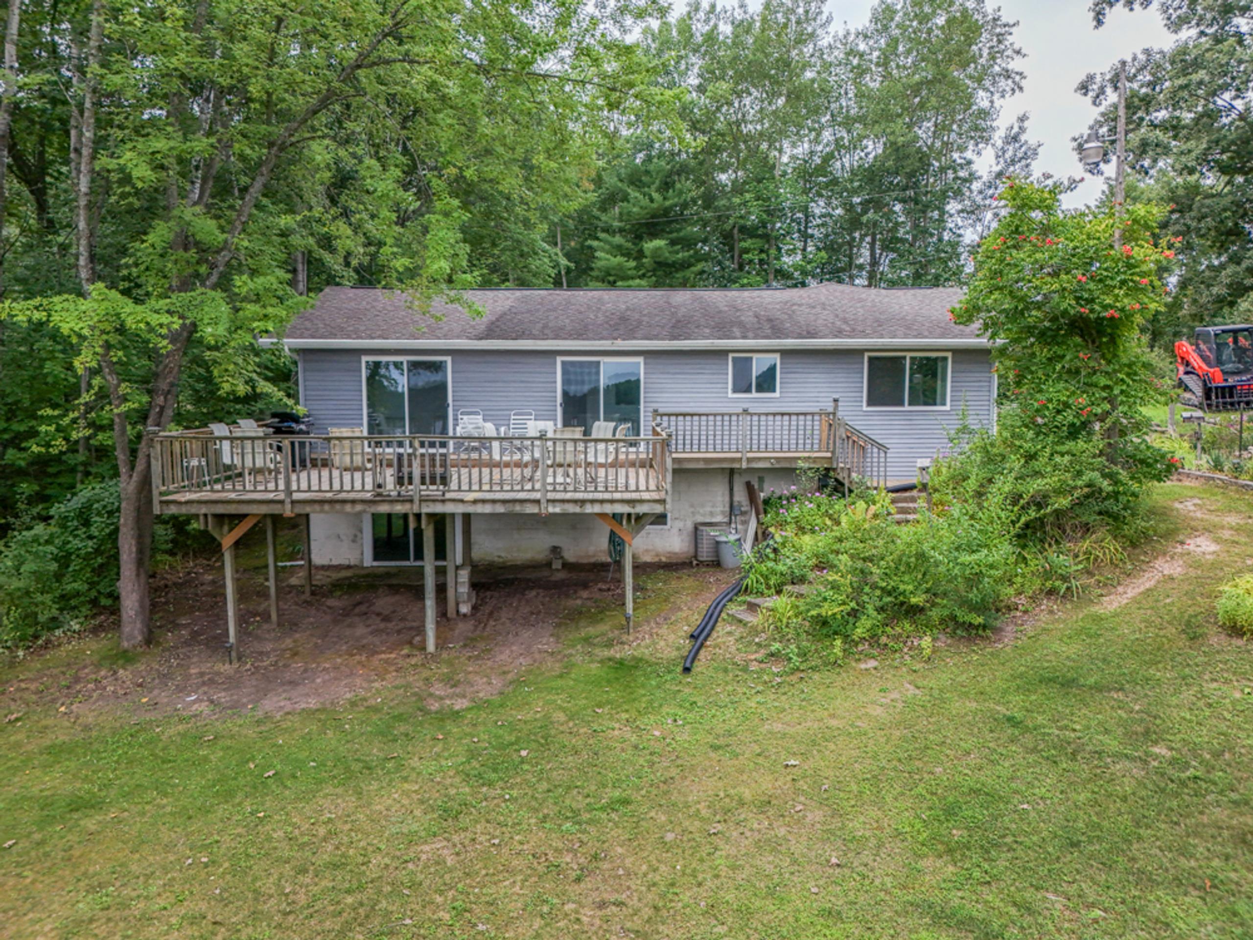 main property photo 58
