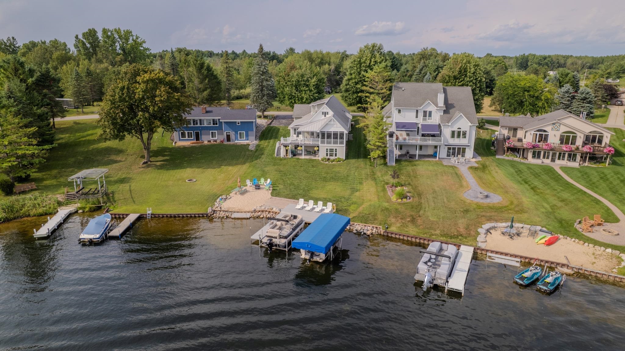 main property photo 80