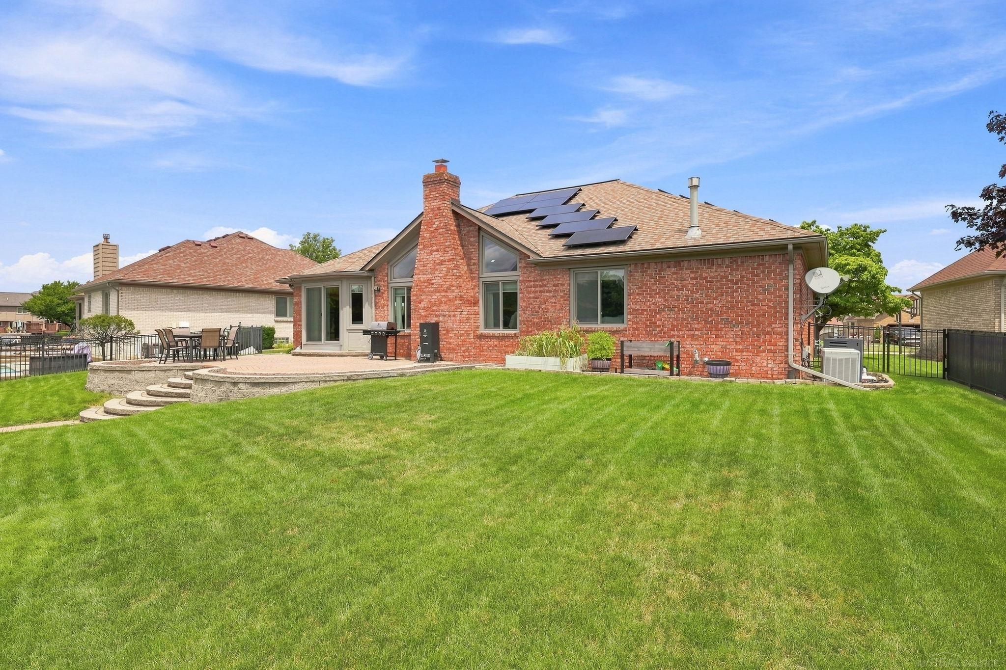 main property photo 43