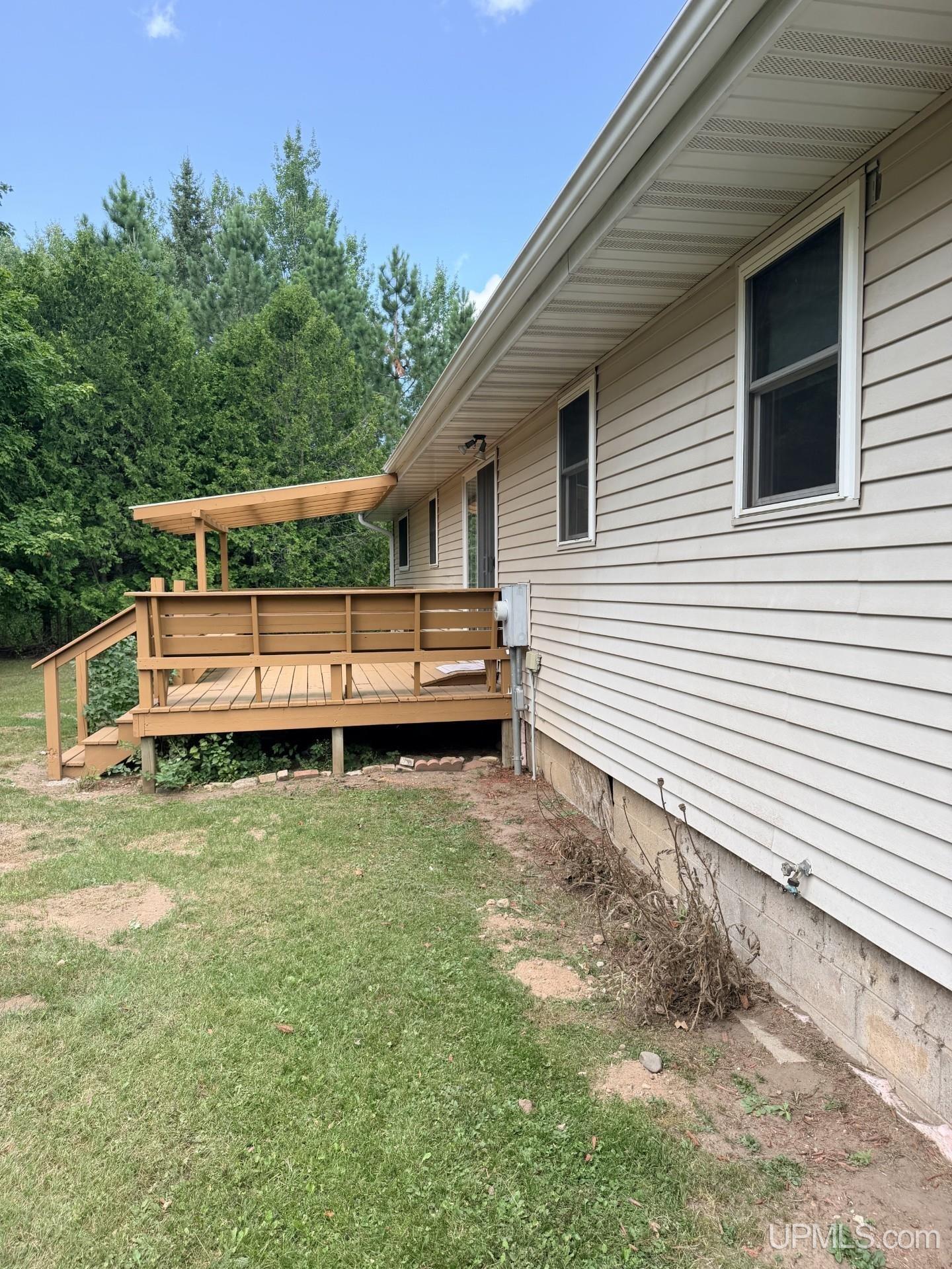 main property photo 36