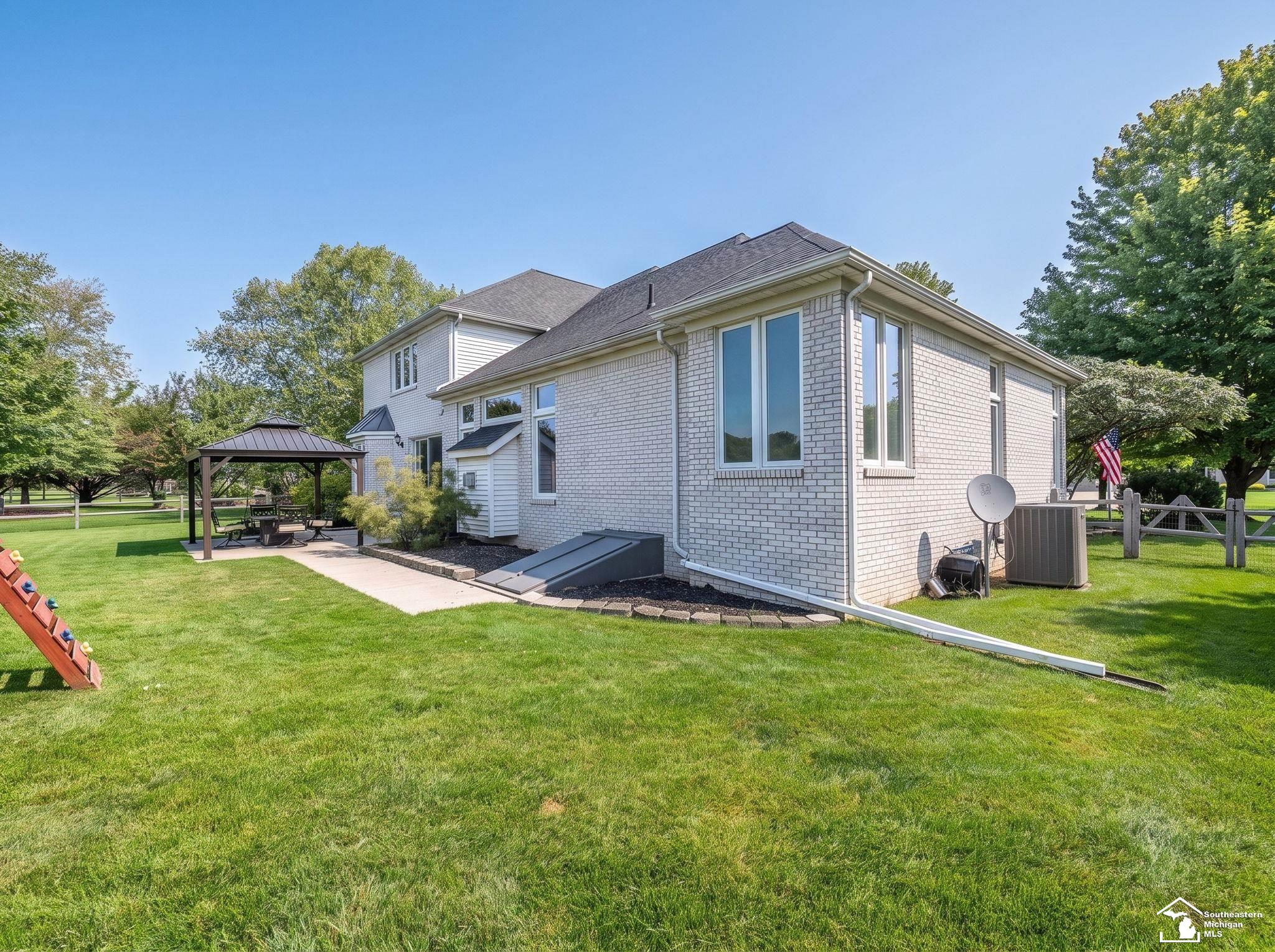 main property photo 59