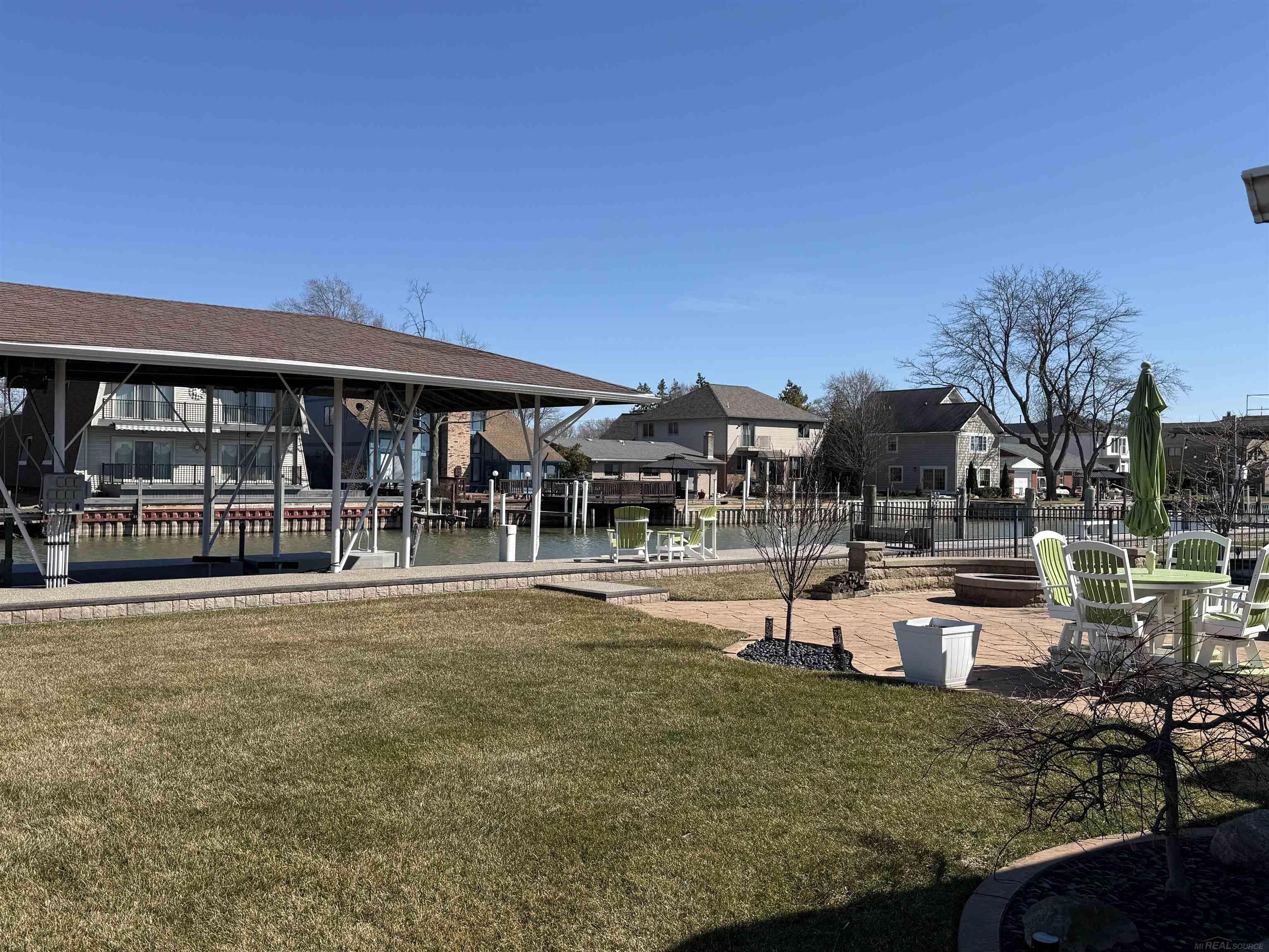 main property photo 42
