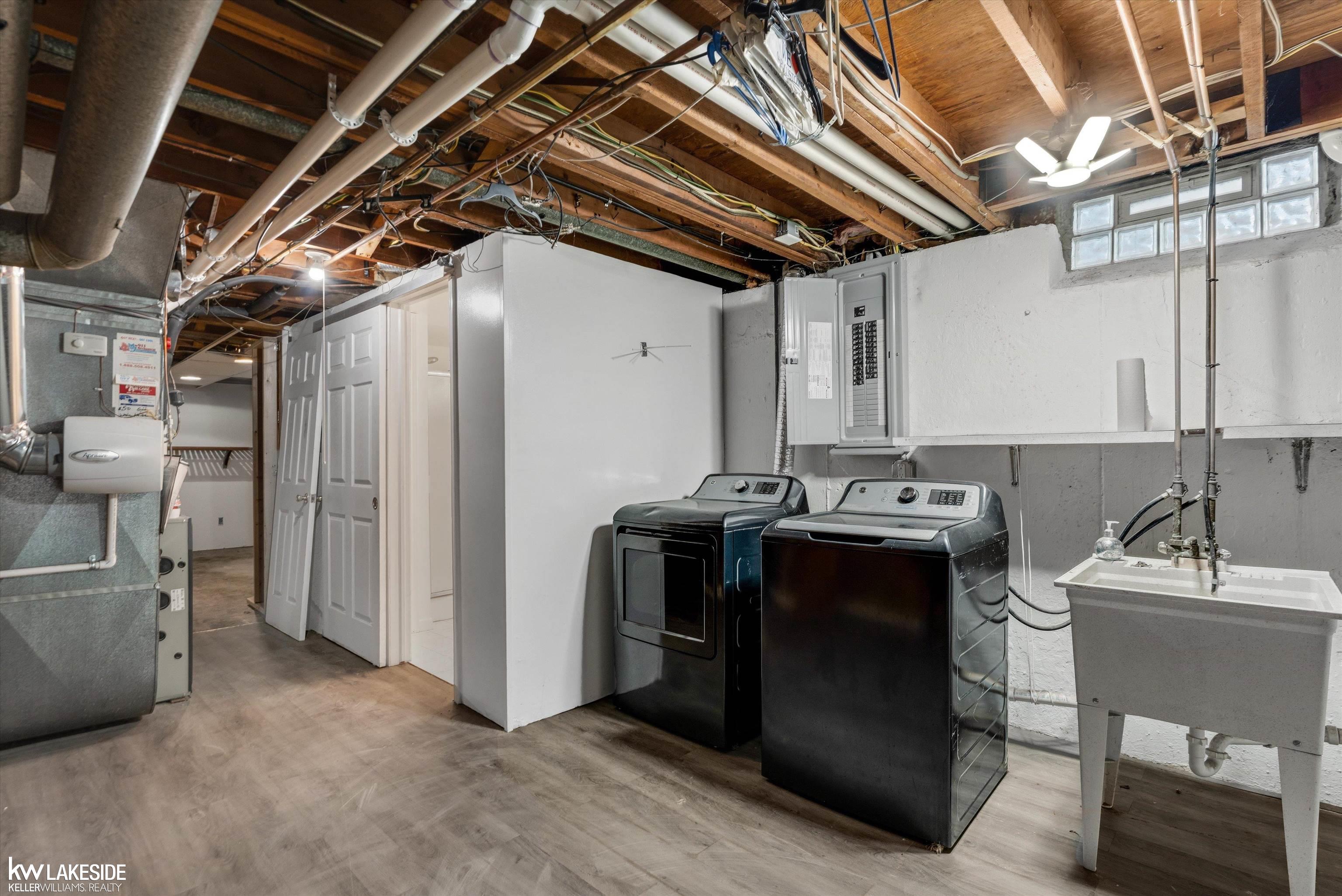 main property photo 34